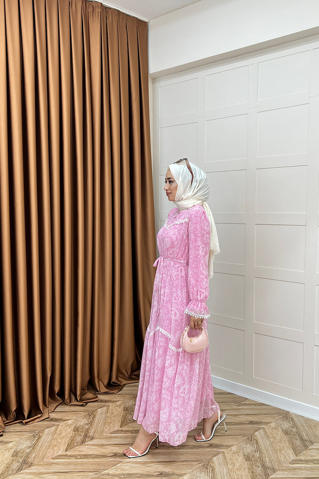 Lisa Dantel Detay Elbise Pembe 3051-PEMBE
