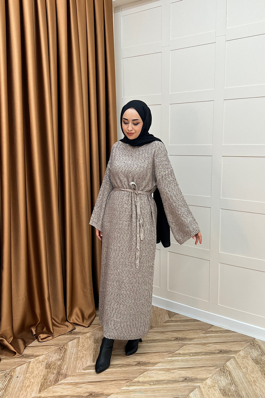 Yumoş Sim Karışımlı Salaş Triko Elbise Vizon 252500-VIZON