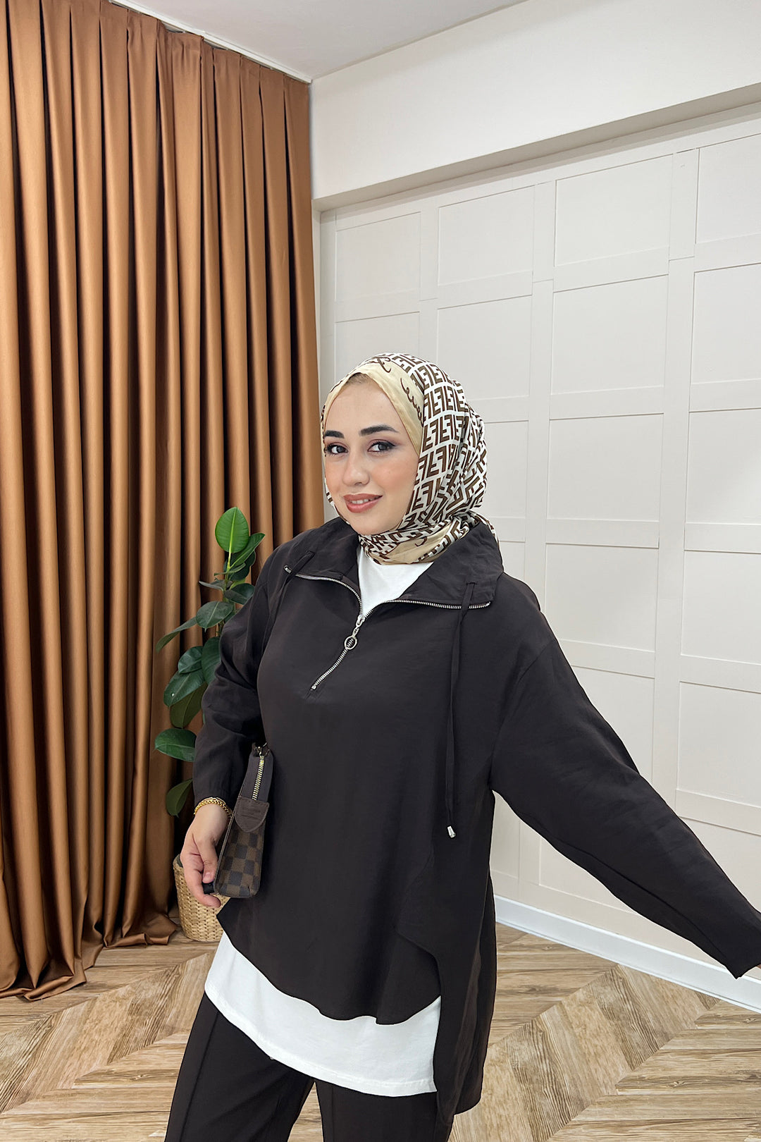 Almira Yarım Fermuar İkili Takım Kahverengi 08370-KAHVERENGI