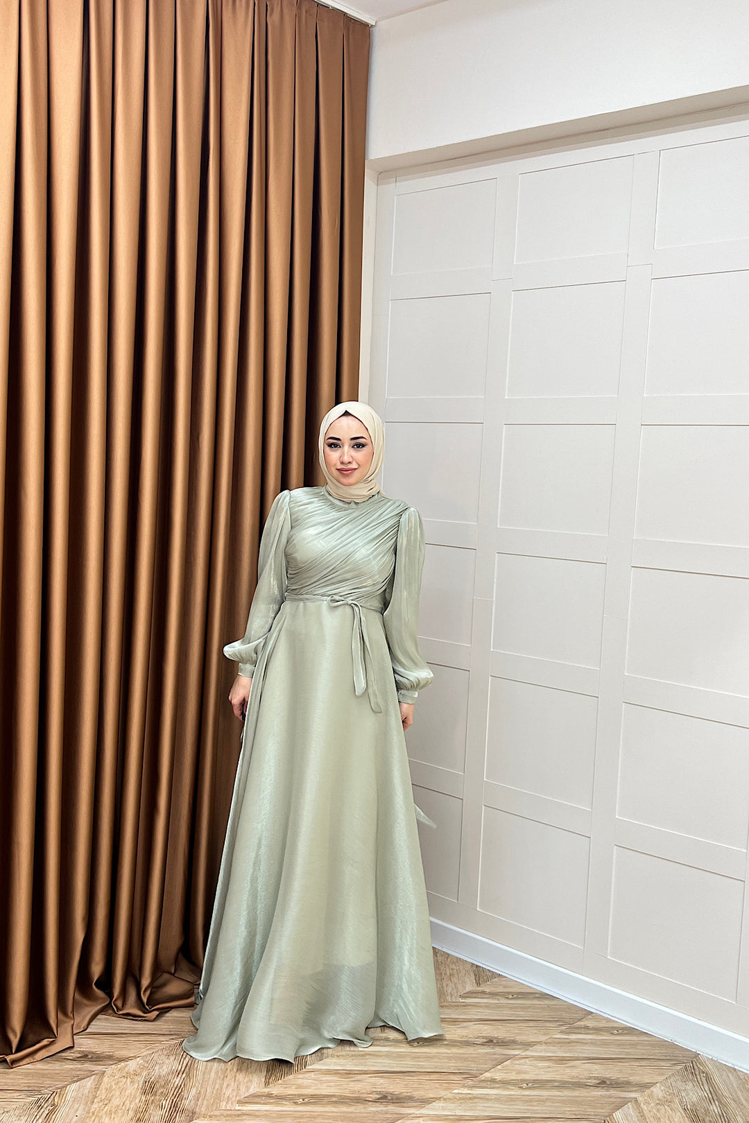 Göğüs Drapeli Abiye Yeşil 3023-YESIL