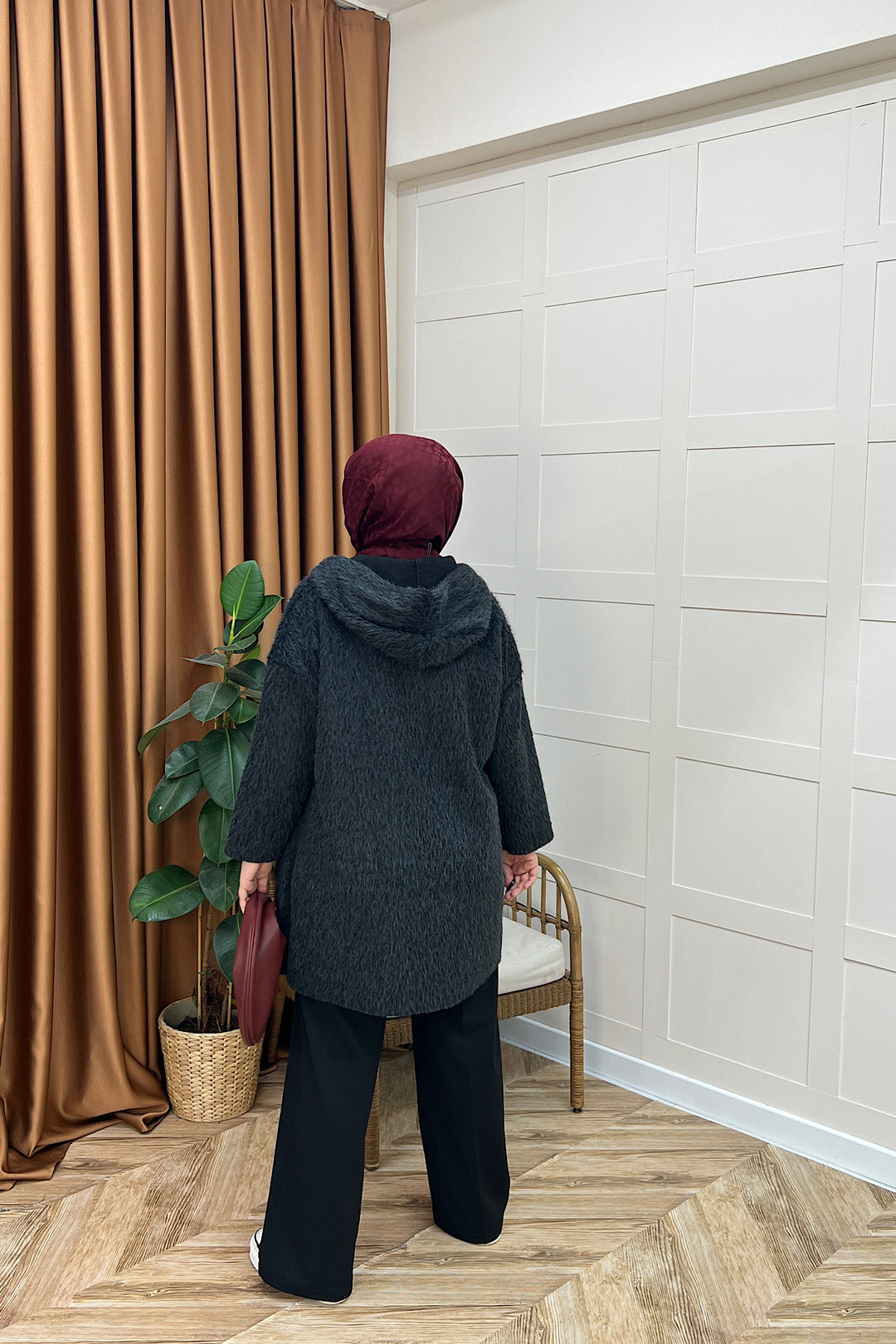 Parya Kapüşonlu Kap Siyah 70103-SIYAH