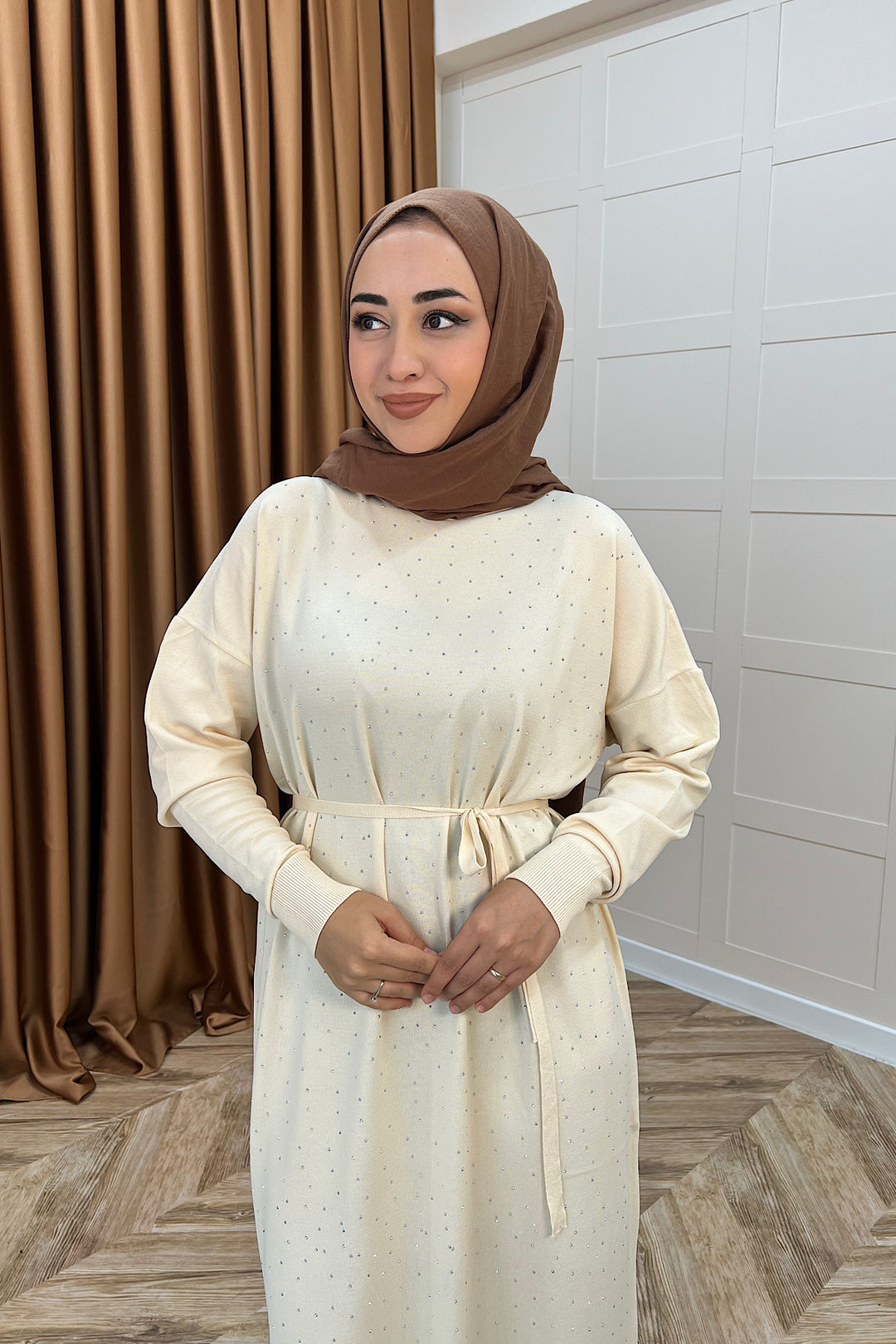 Mabel Taşlı Triko Elbise Krem 25270-KREM
