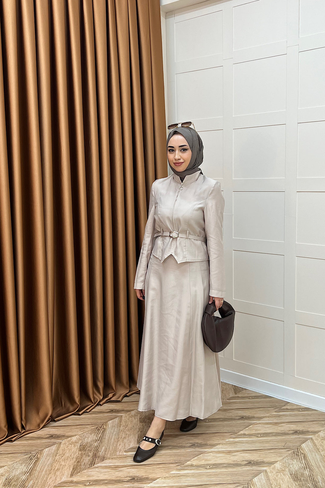 Mira Kemerli Etek Takım Taş 03183-TAS