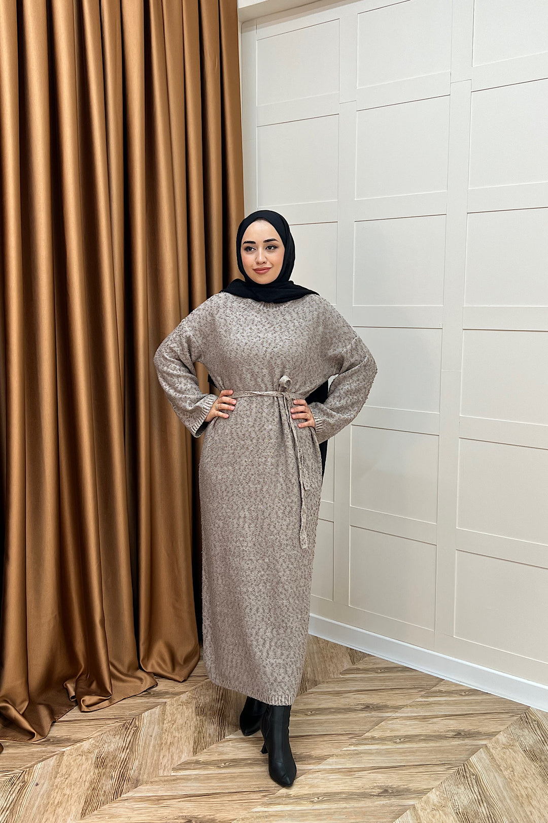 Yumoş Sim Karışımlı Salaş Triko Elbise Vizon 252500-VIZON