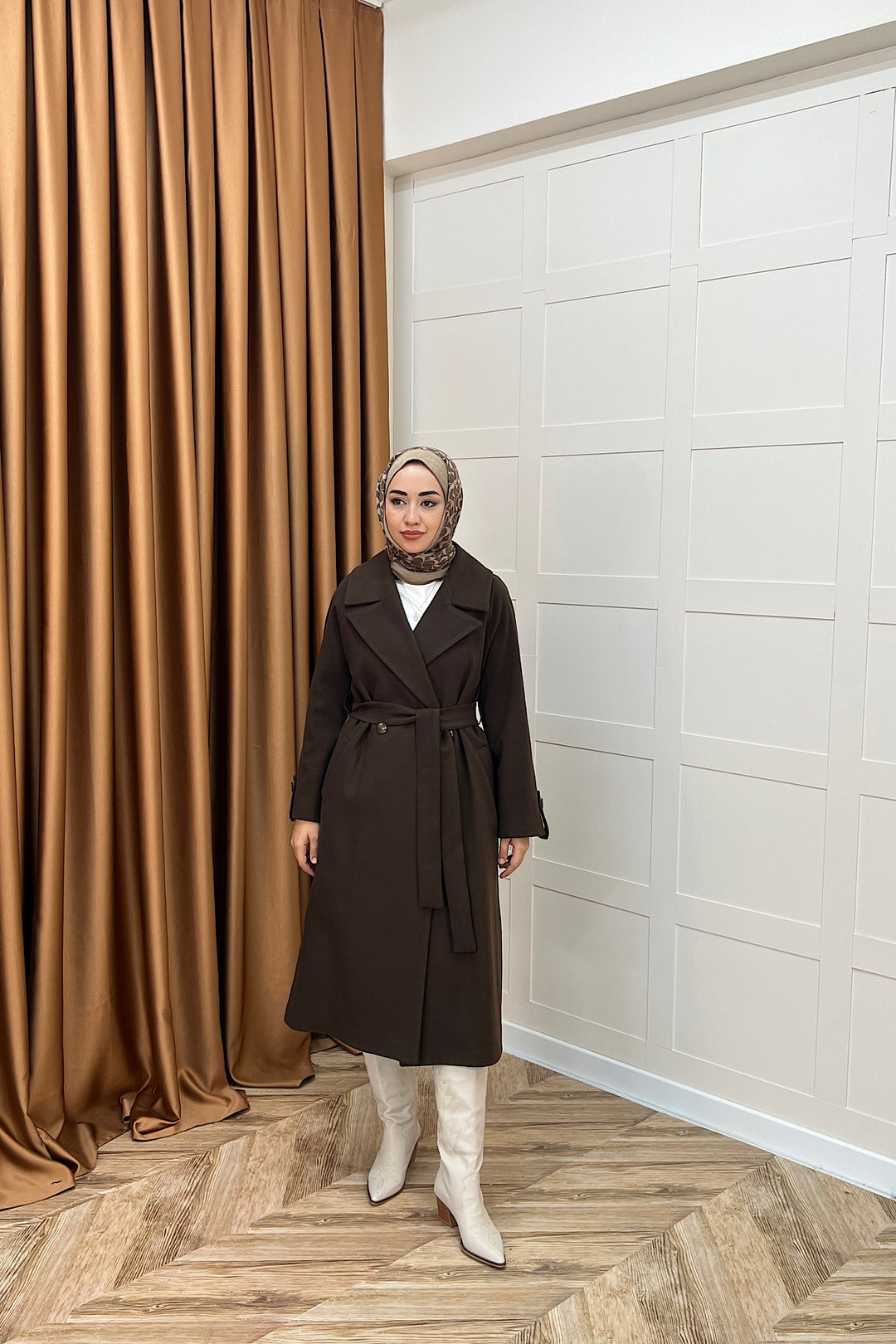 Martina Yırtmaçlı Kaban Kahverengi 5508-KAHVERENGI