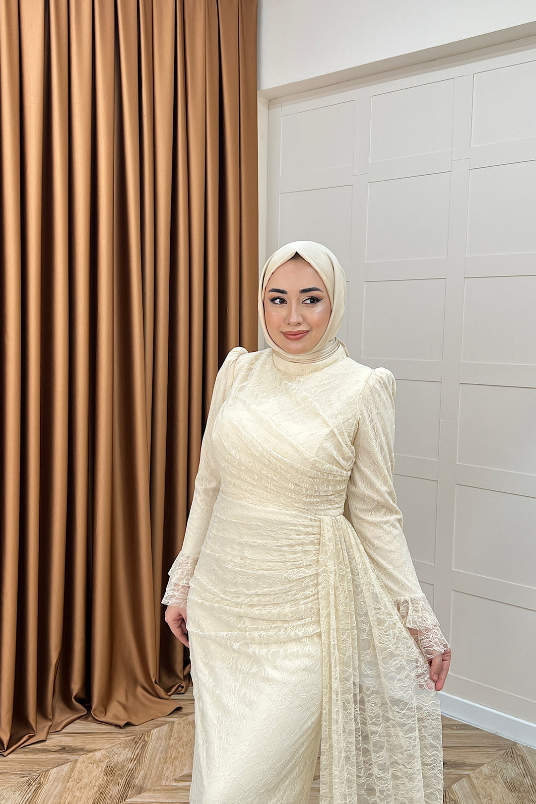 Serena Dantel Balık Abiye Krem 3082-KREM
