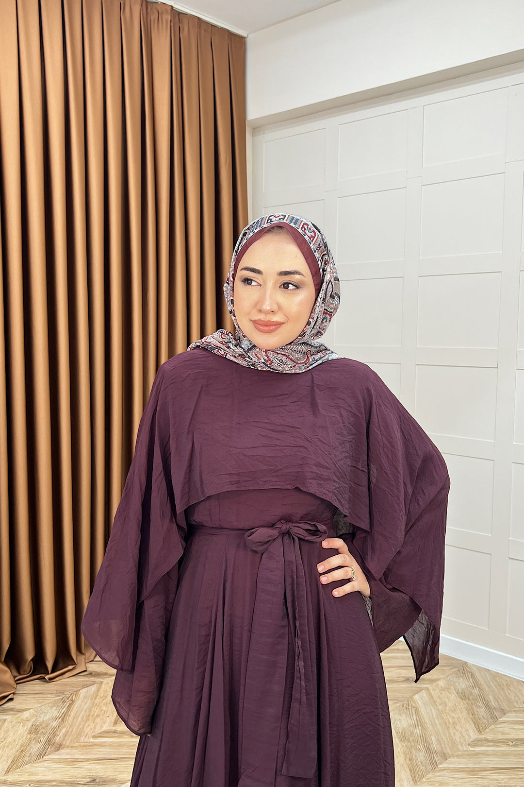 Bella Pelerin Detay Elbise Mürdüm 8054-MURDUM