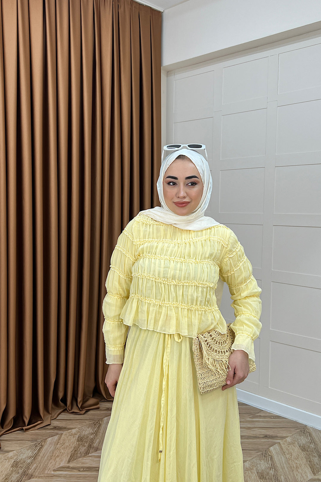 Lares Etekli Takım Sarı 3236-SARI