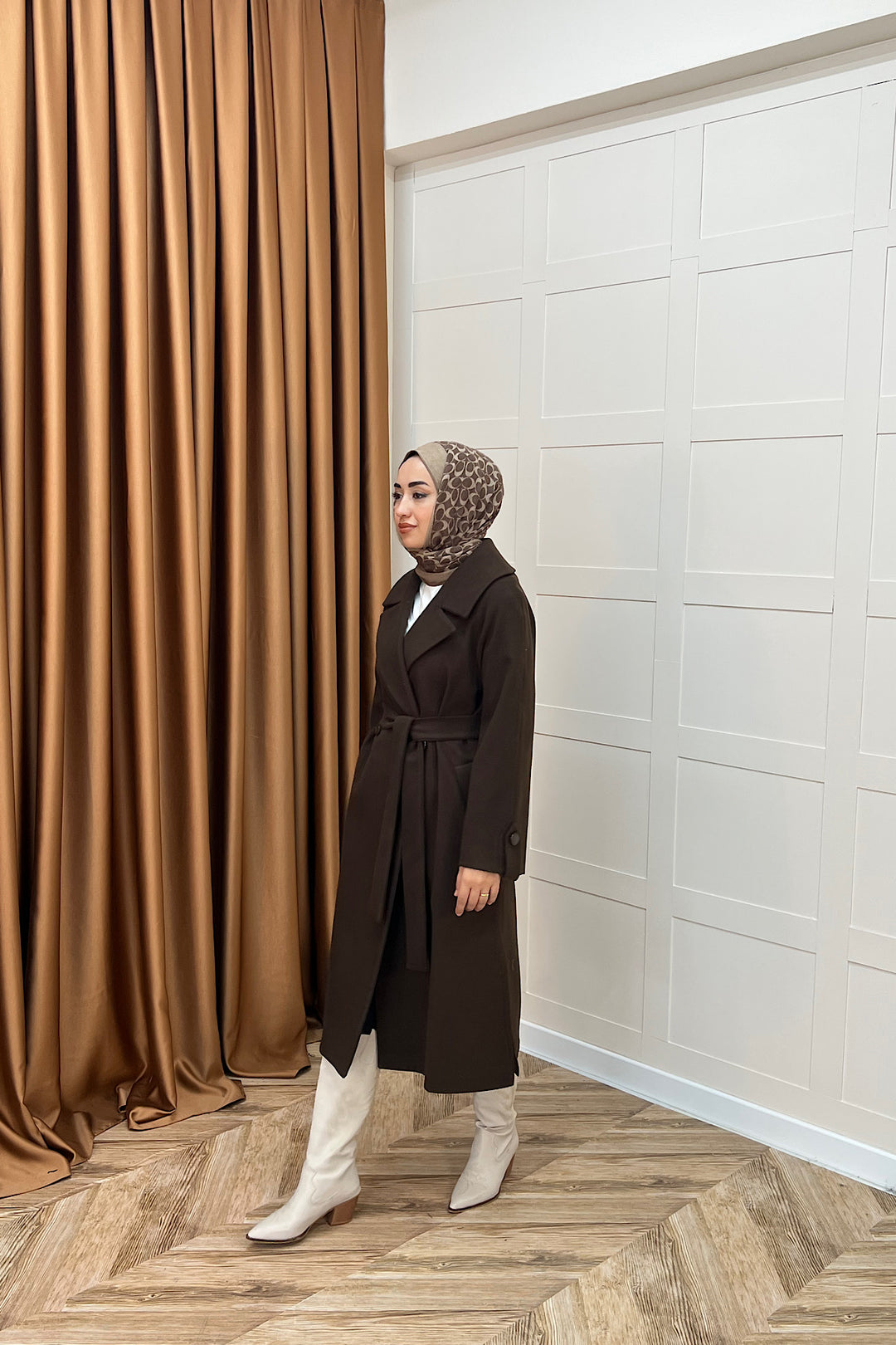 Martina Yırtmaçlı Kaban Kahverengi 5508-KAHVERENGI