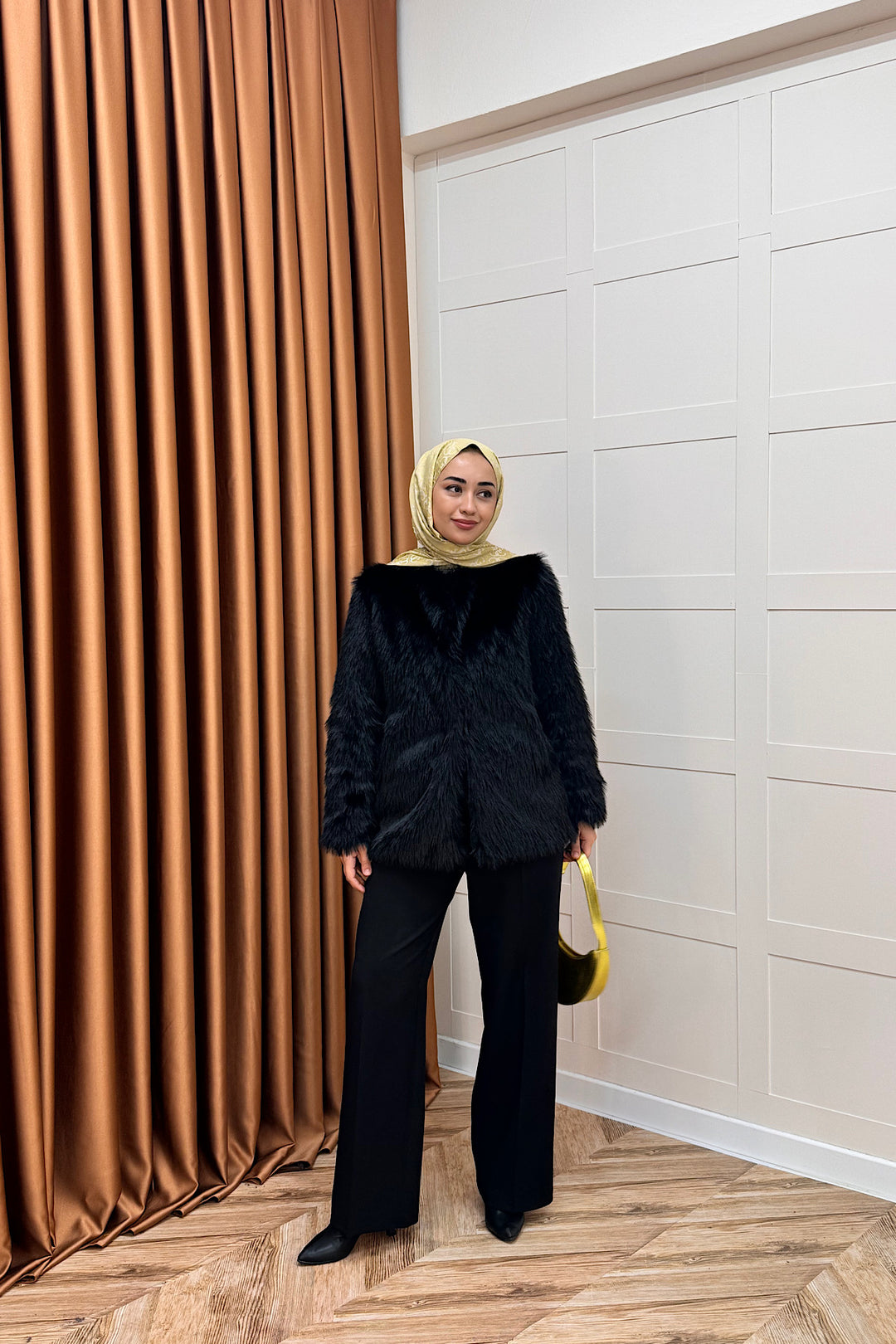 Divine Kürk Kaban Siyah 5524-SIYAH