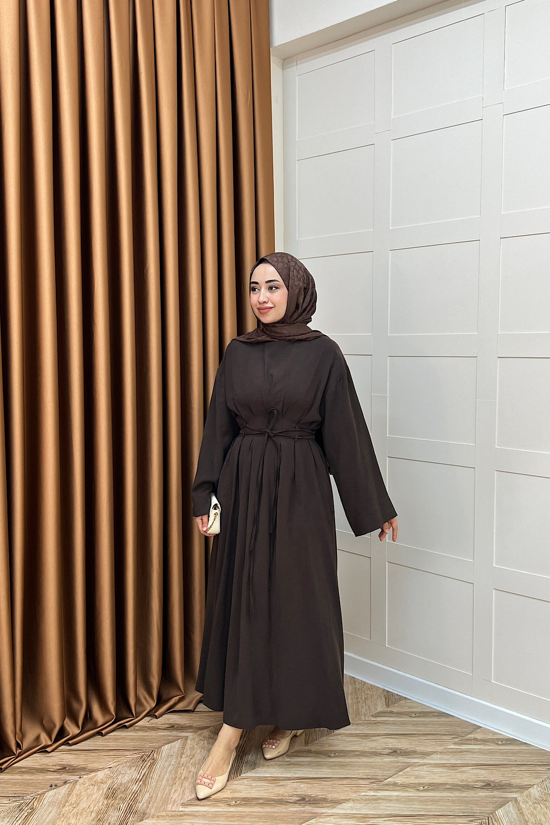 Belden Bağlamalı Cupra Elbise Kahverengi 5013-KAHVERENGI