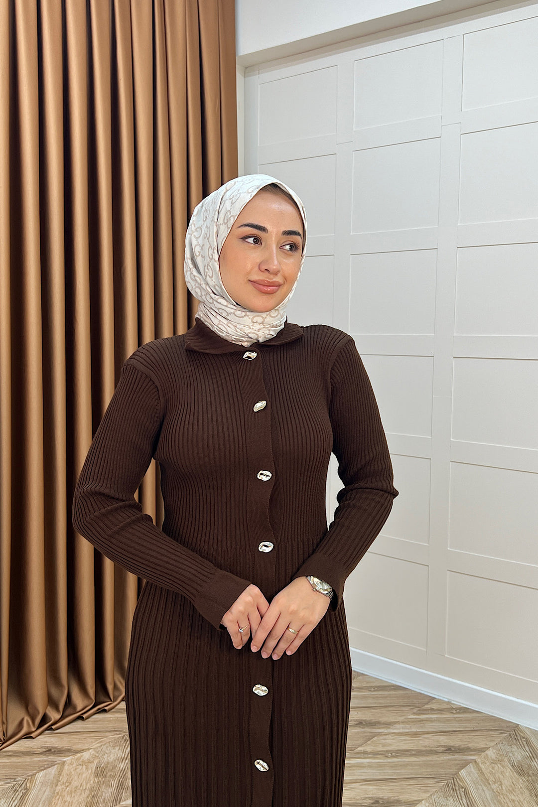 Endam Düğmeli Triko Elbise Kahverengi 10201-KAHVERENGI