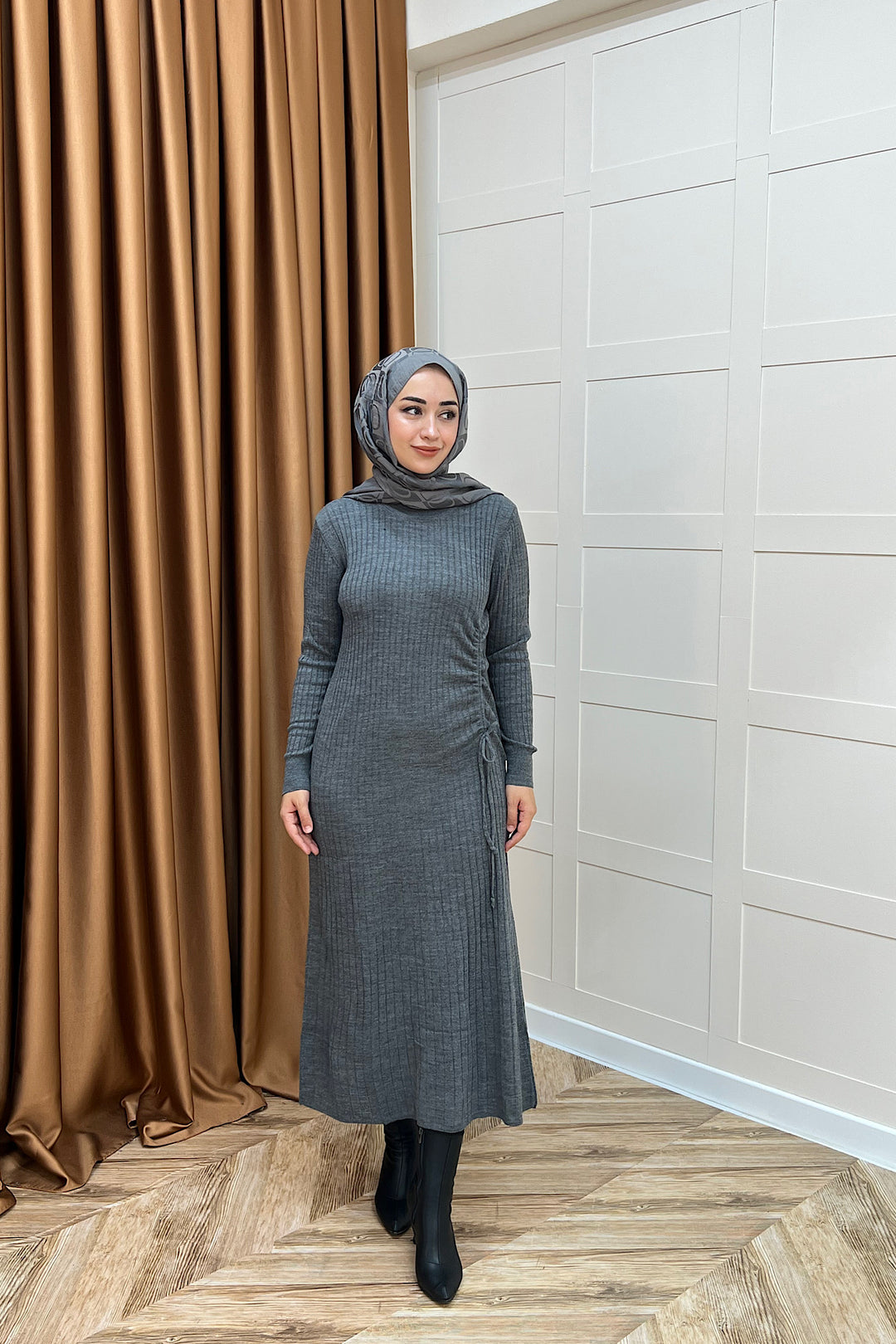 Yandan Büzgülü Triko Elbise Gri 24870-GRI