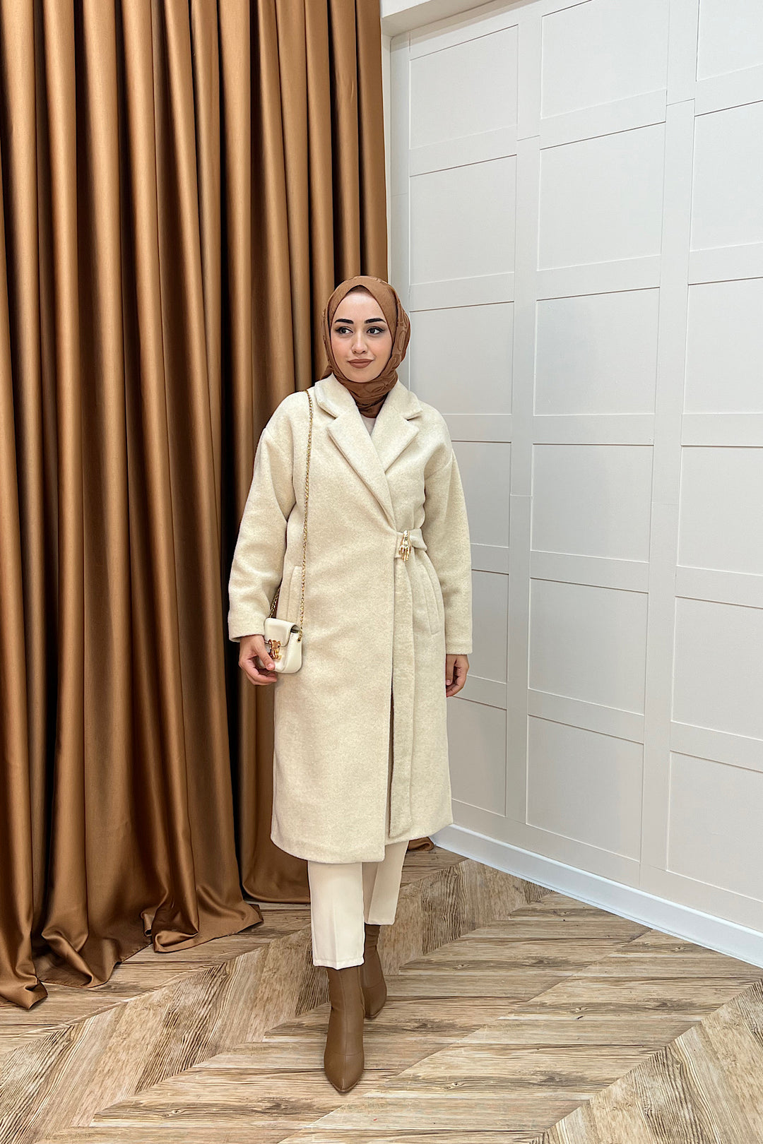 Yaren Premium Kumaş Broş Detay Kaban Taş 5511-TAS