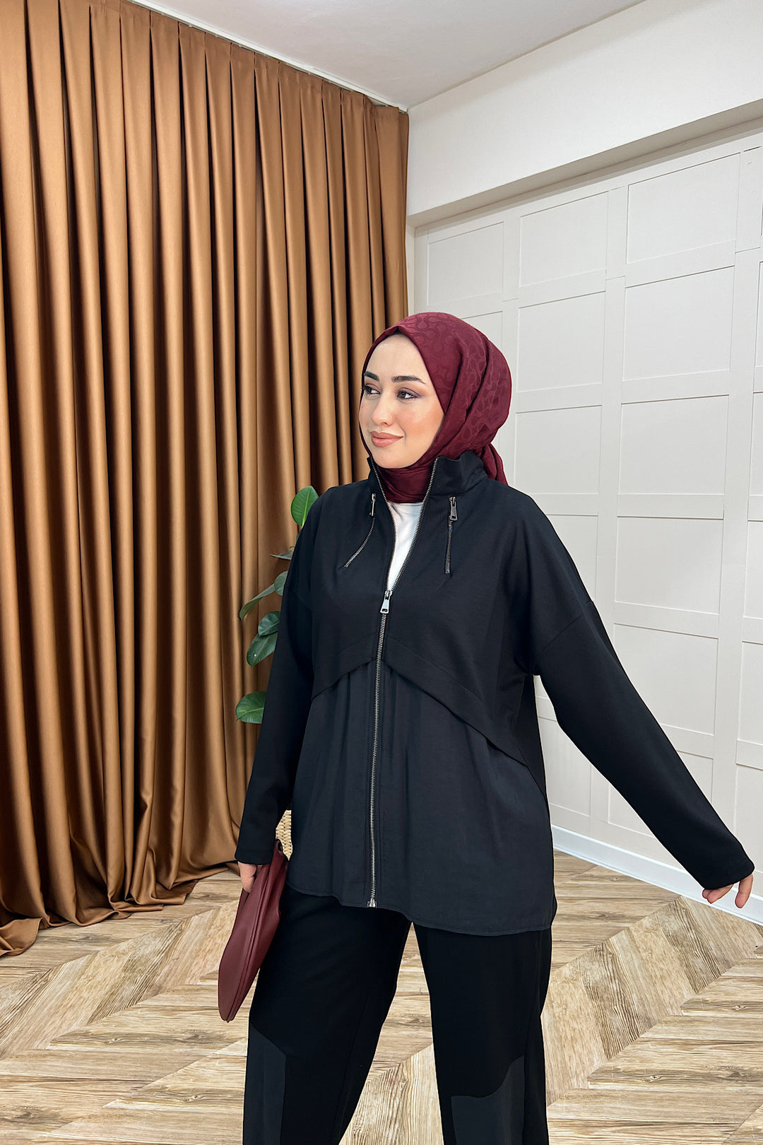 Elara Fermuar Detay İkili Takım Siyah 025-SIYAH