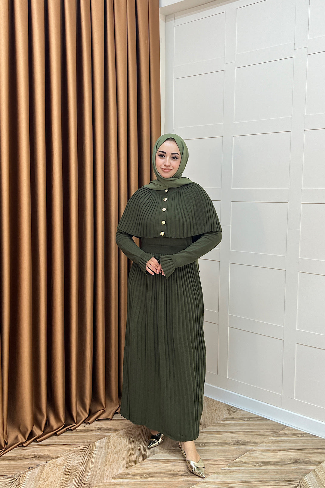 Kelebek Pelerinli Triko Elbise Haki 10200-HAKI