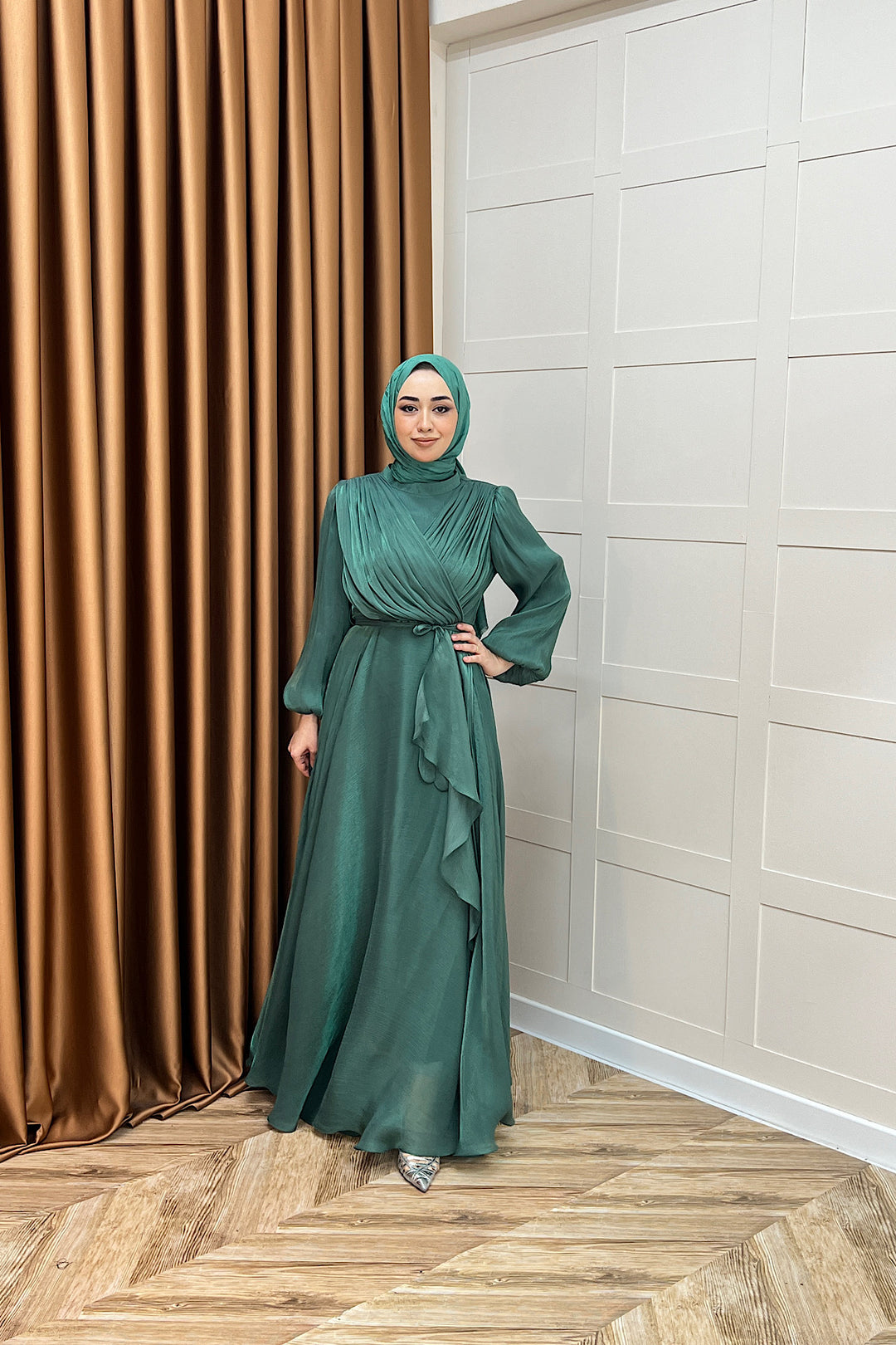 Luna Saten Abiye Mint Yeşili 3072-MINTYESILI