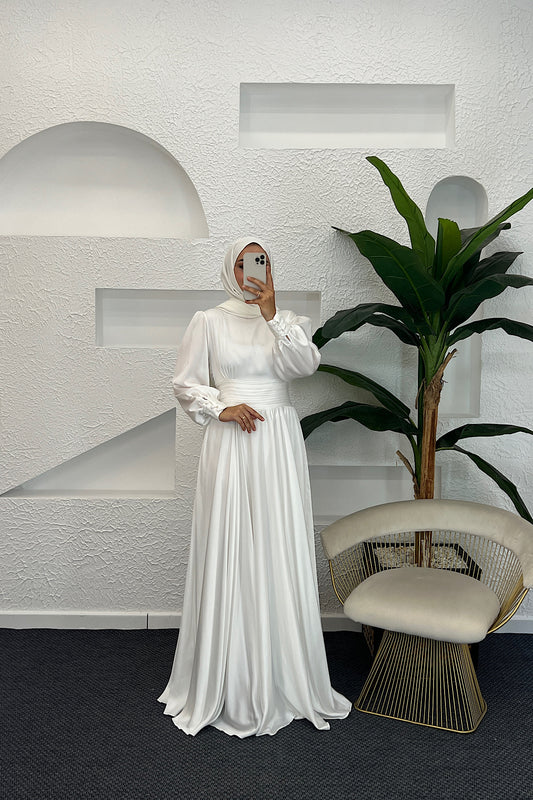 Beli Piliseli Saten Abiye Beyaz 04340-BEYAZ