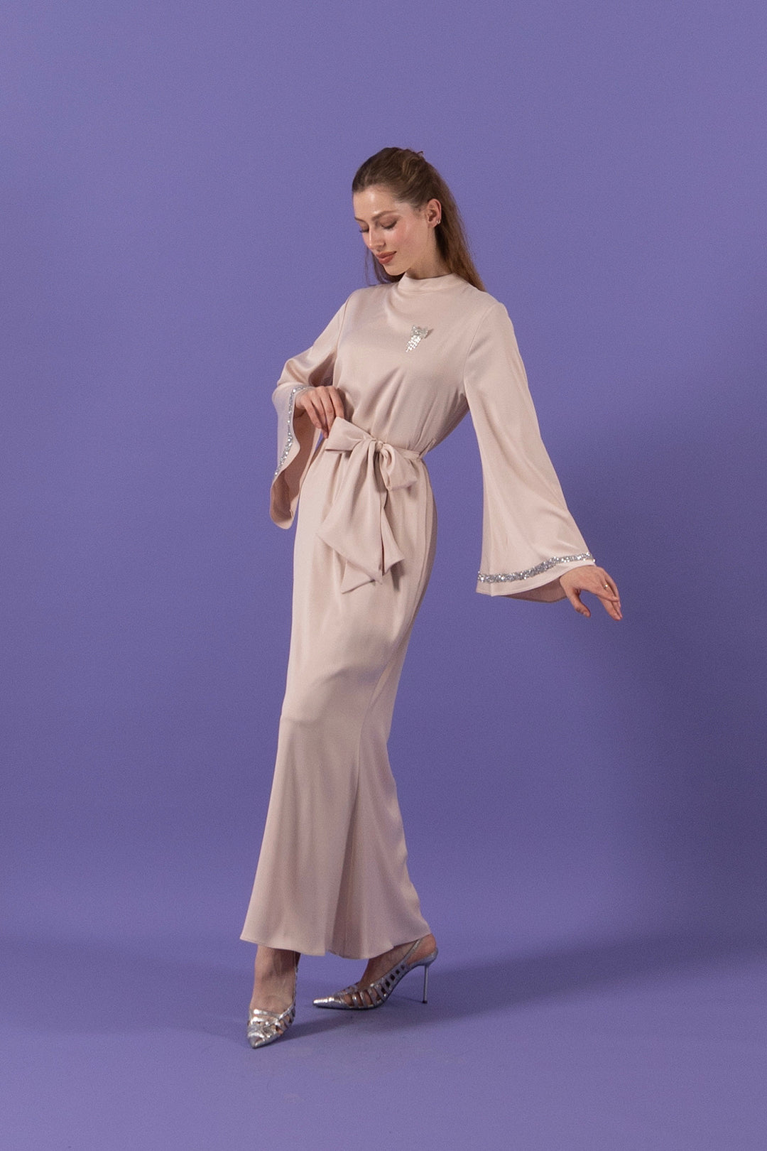 Kolları Taş Detay Saten Abiye Krem 3011-KREM