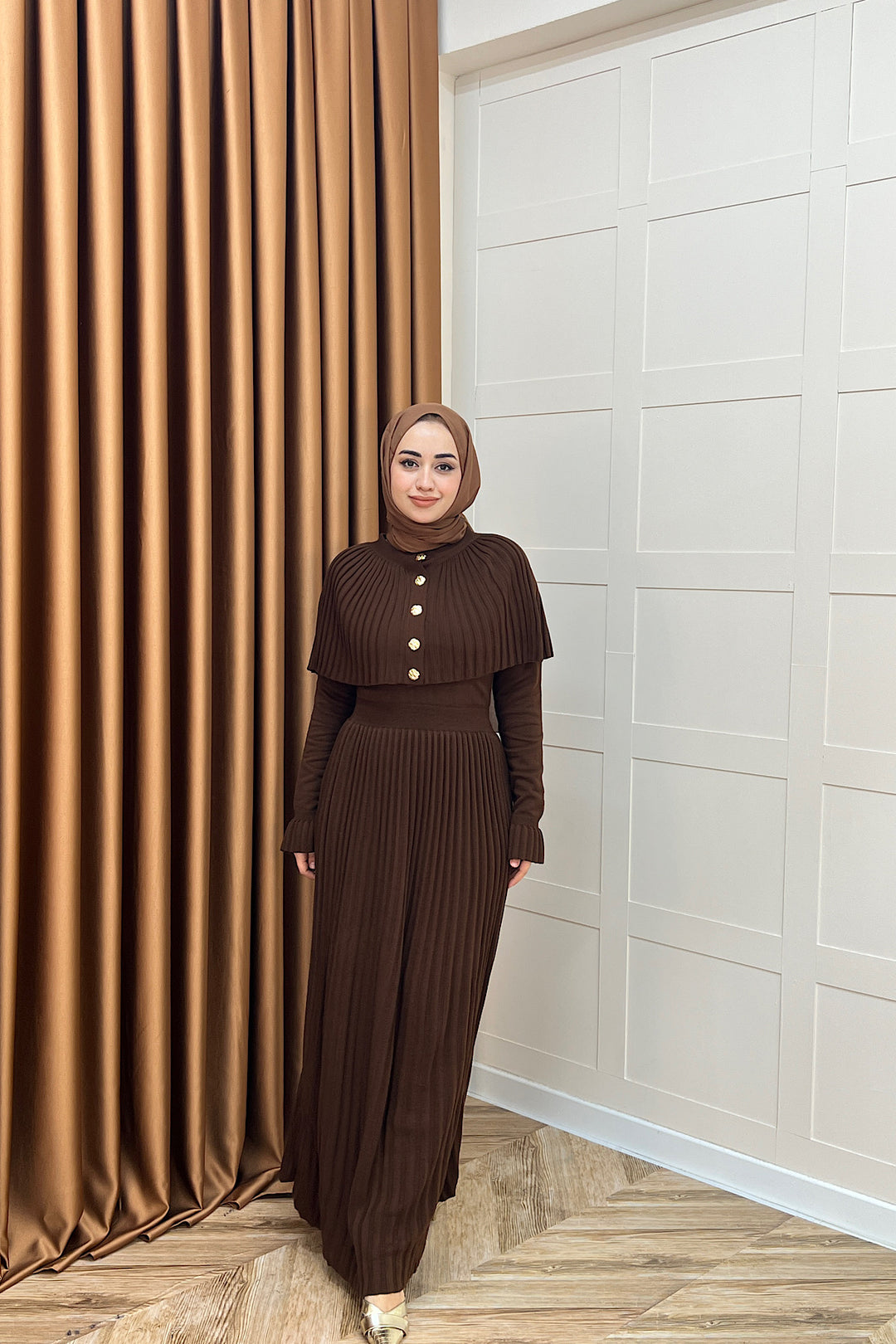 Kelebek Pelerinli Triko Elbise Kahverengi 10200-KAHVERENGI