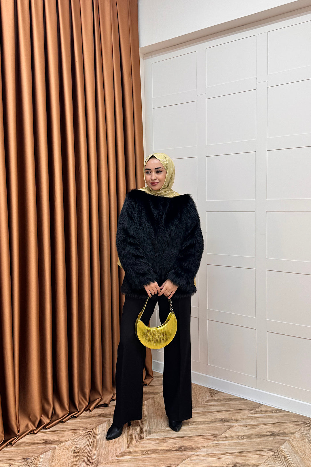 Divine Kürk Kaban Siyah 5524-SIYAH