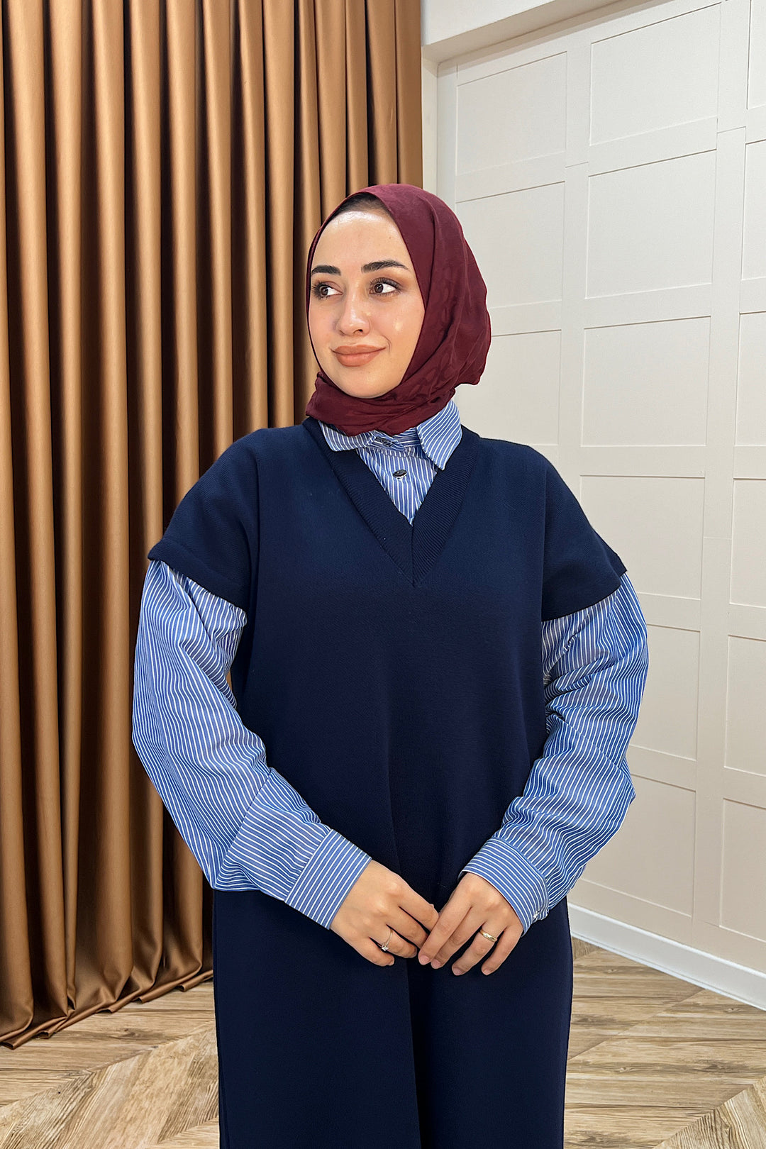 Samira Gömlek Detaylı Triko Elbise Lacivert 241110-LACIVERT