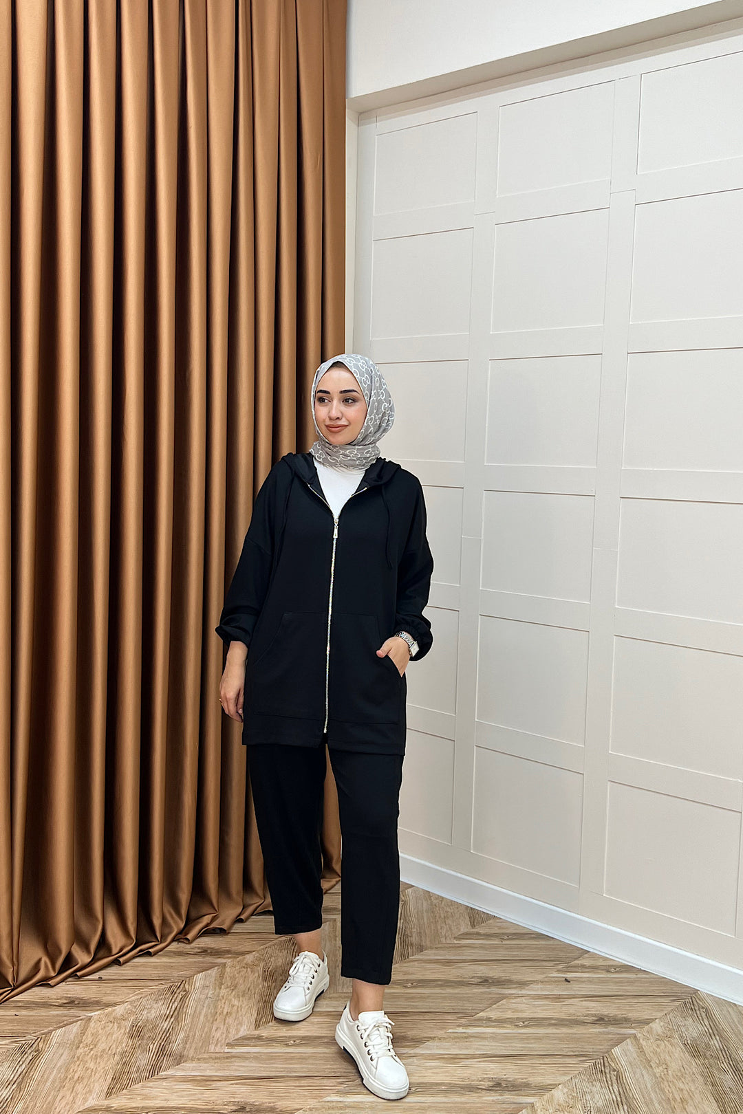 Kanguru Cepli Fermuarlı Takım Siyah 2014-SIYAH