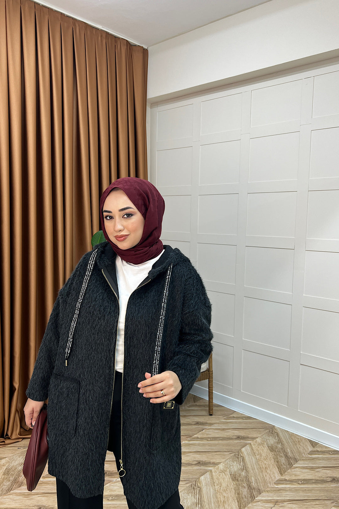 Parya Kapüşonlu Kap Siyah 70103-SIYAH