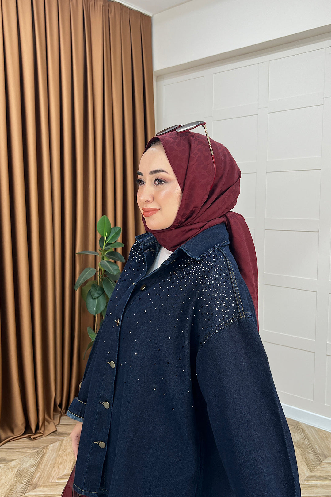 Reyna Taş İşlemeli Kot Takım Lacivert 62806-LACIVERT