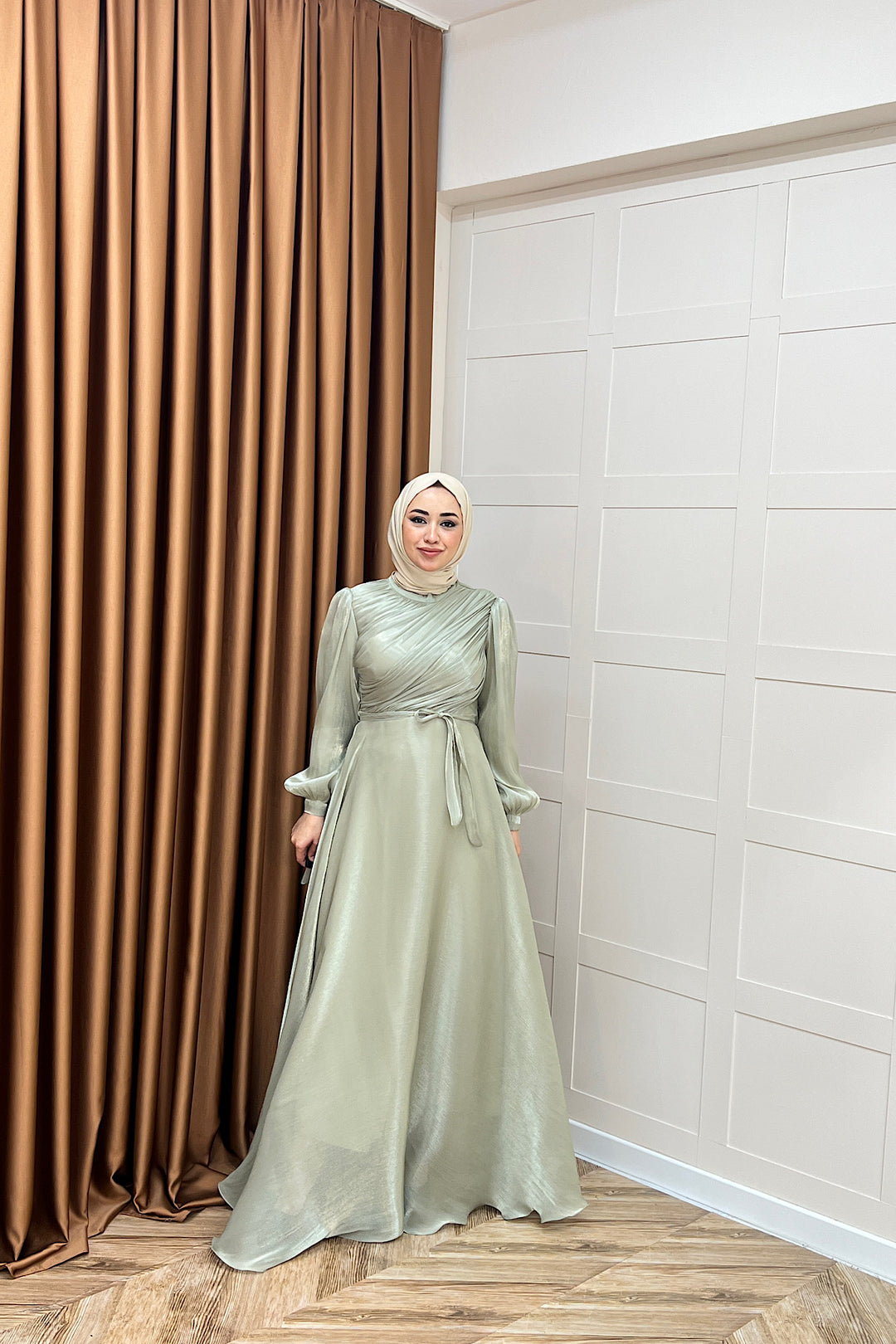 Göğüs Drapeli Abiye Yeşil 3023-YESIL