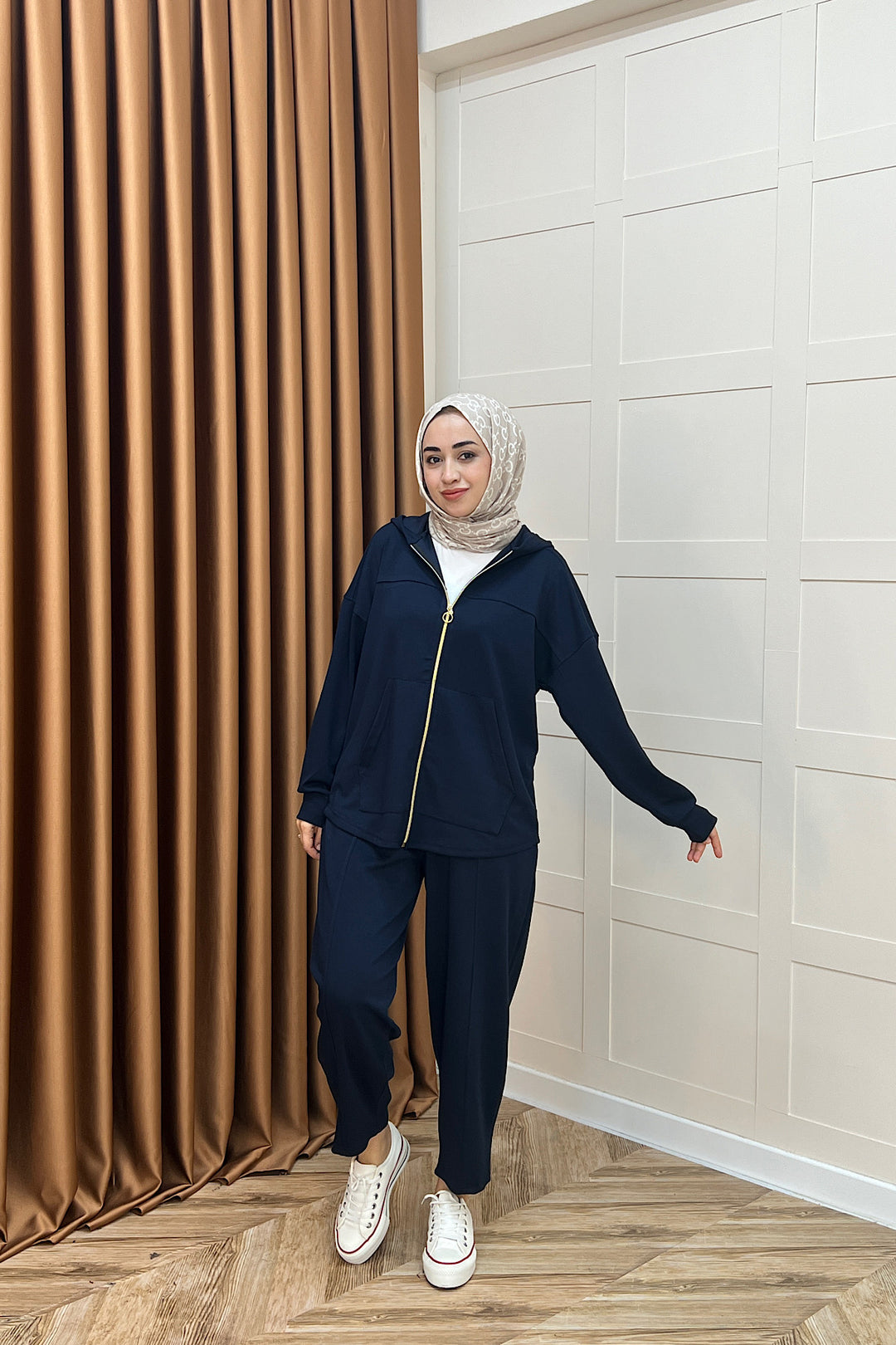 Efsa Kapüşonlu Takım Lacivert 70149-LACIVERT