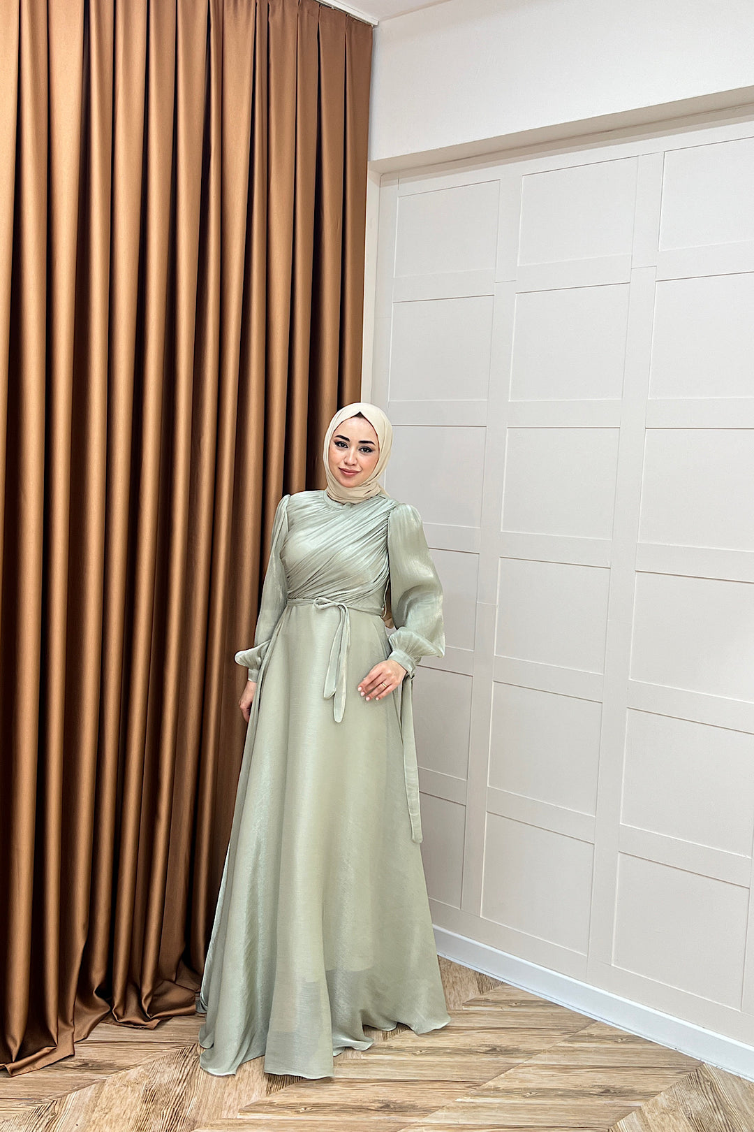 Göğüs Drapeli Abiye Yeşil 3023-YESIL