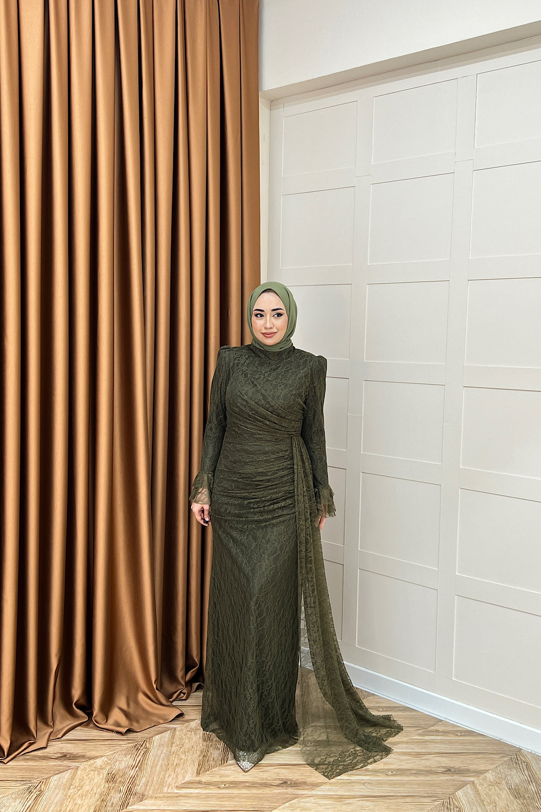 Serena Dantel Balık Abiye Zümrüt 3082-ZUMRUT