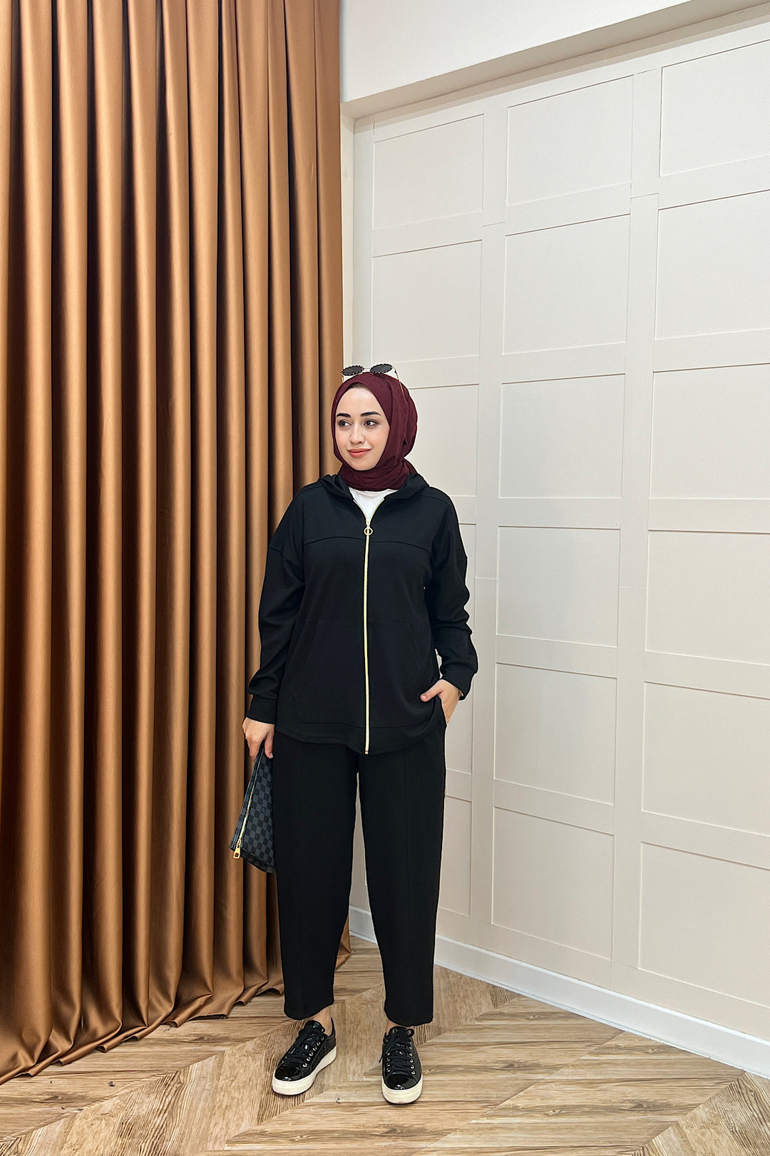 Efsa Kapüşonlu Takım Siyah 70149-SIYAH