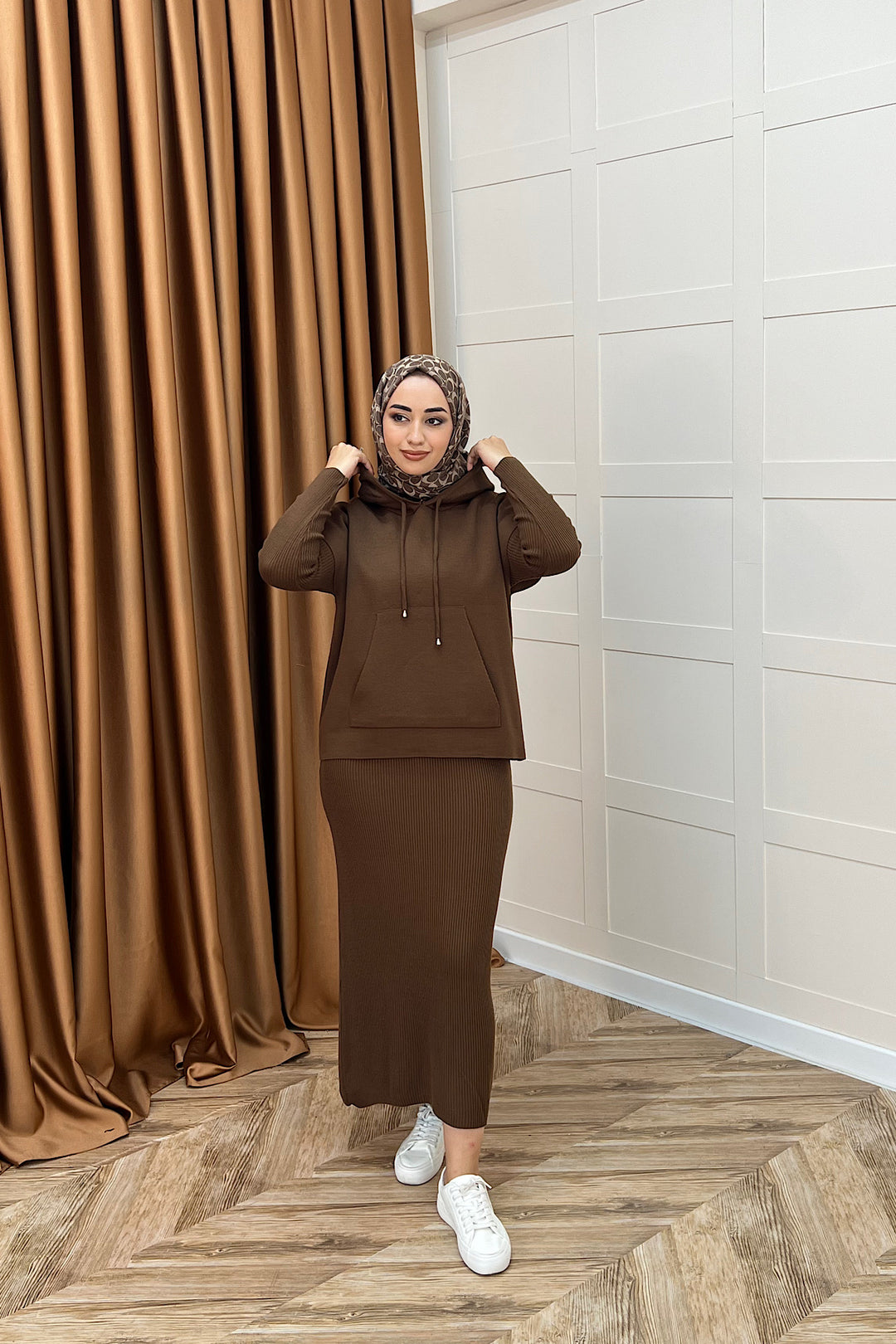 Üst Kapüşonlu İkili Triko Elbise Kahverengi 25290-KAHVERENGI