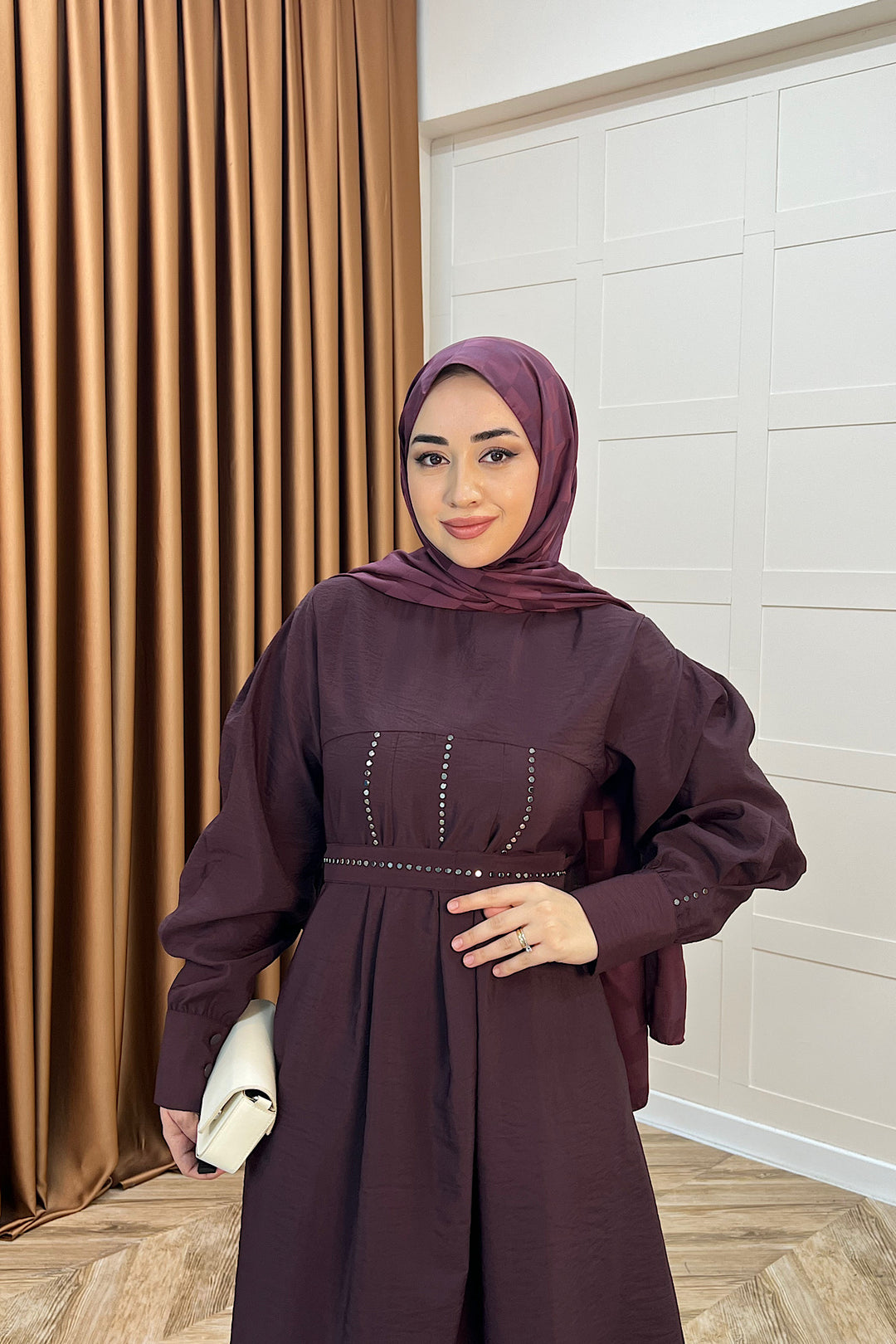 Lara Taş Detaylı Elbise Mürdüm 26030-MURDUM