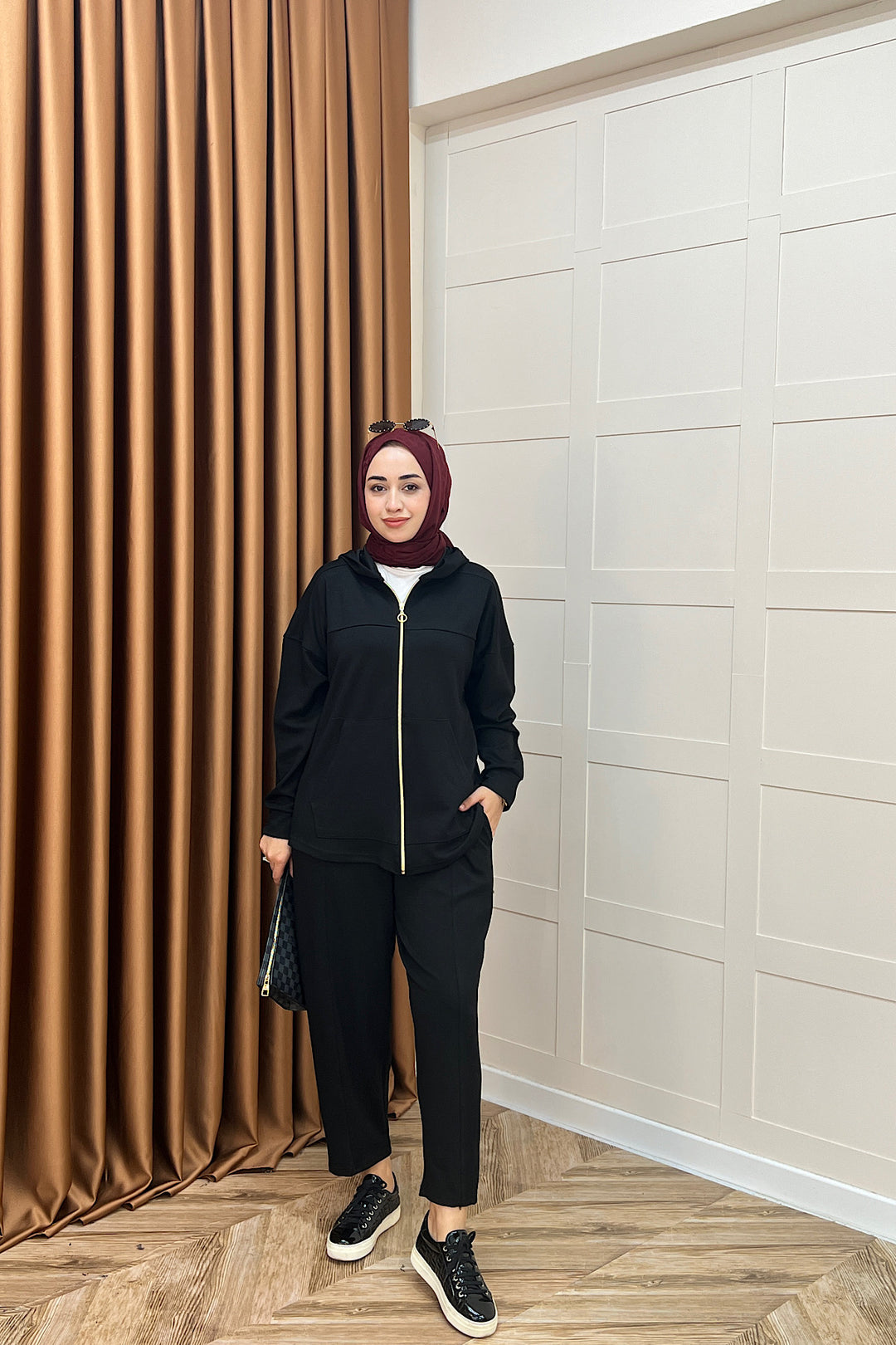 Efsa Kapüşonlu Takım Siyah 70149-SIYAH