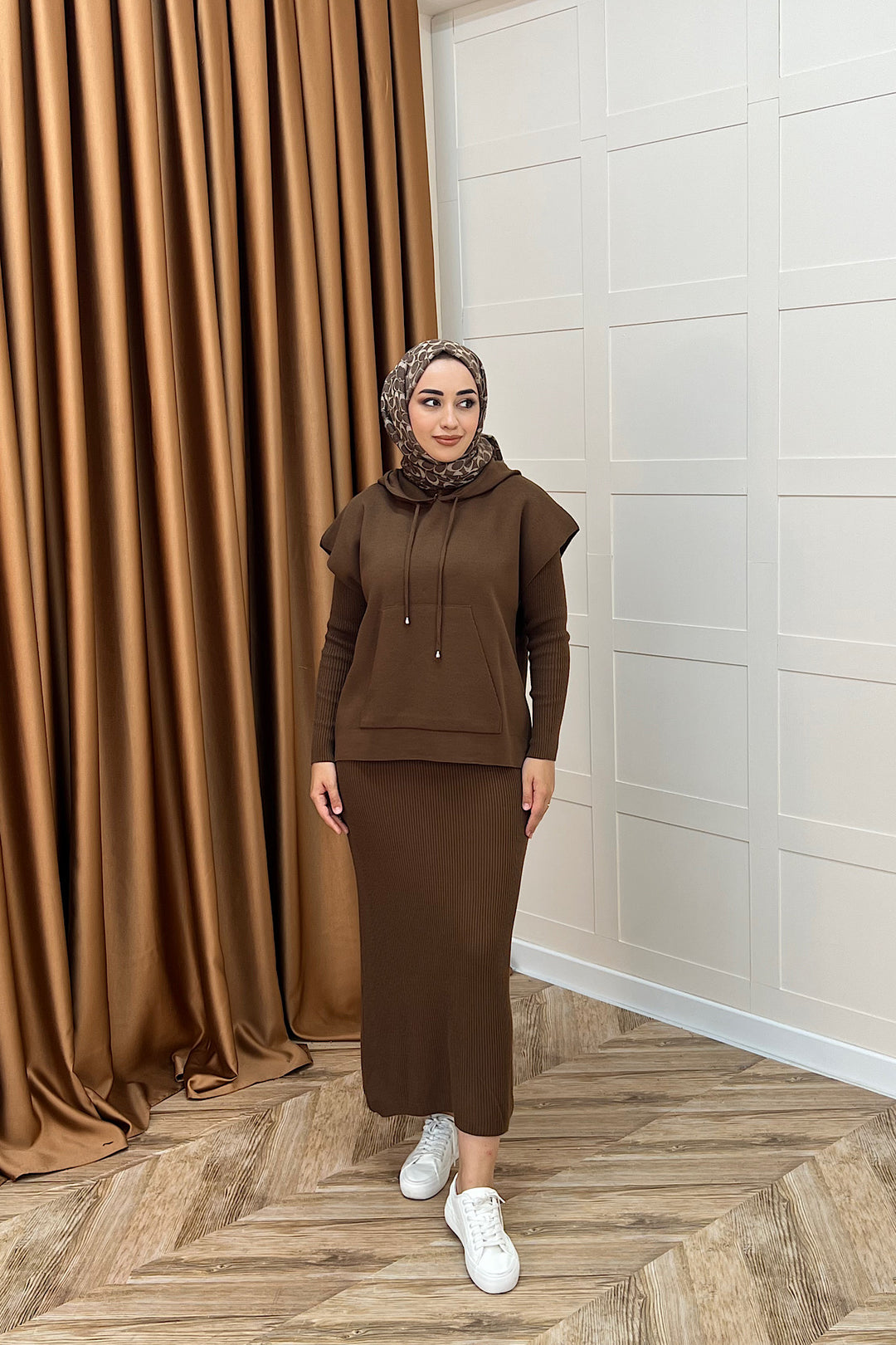 Üst Kapüşonlu İkili Triko Elbise Kahverengi 25290-KAHVERENGI