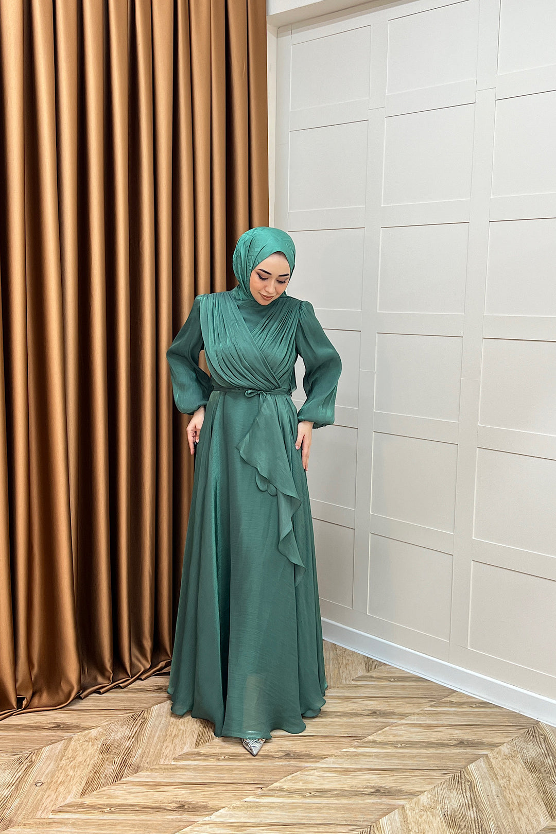 Luna Saten Abiye Mint Yeşili 3072-MINTYESILI