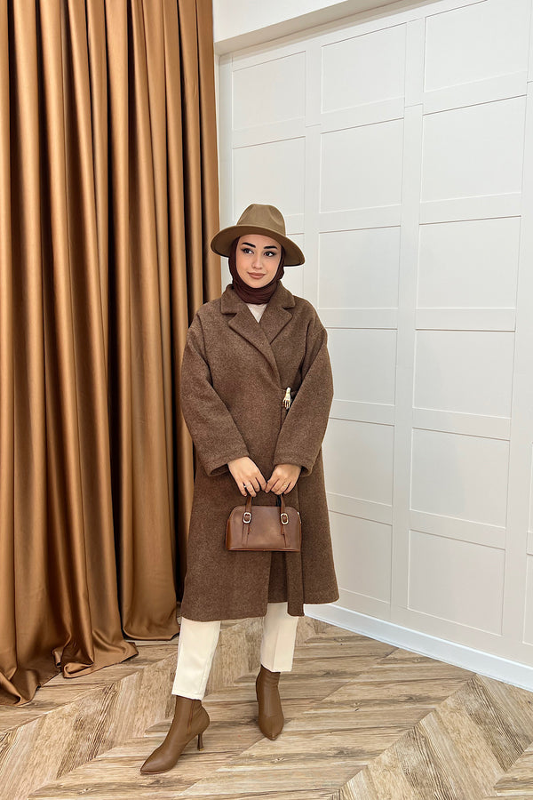 Yaren Premium Kumaş Broş Detay Kaban Kahverengi 5511-KAHVERENGI