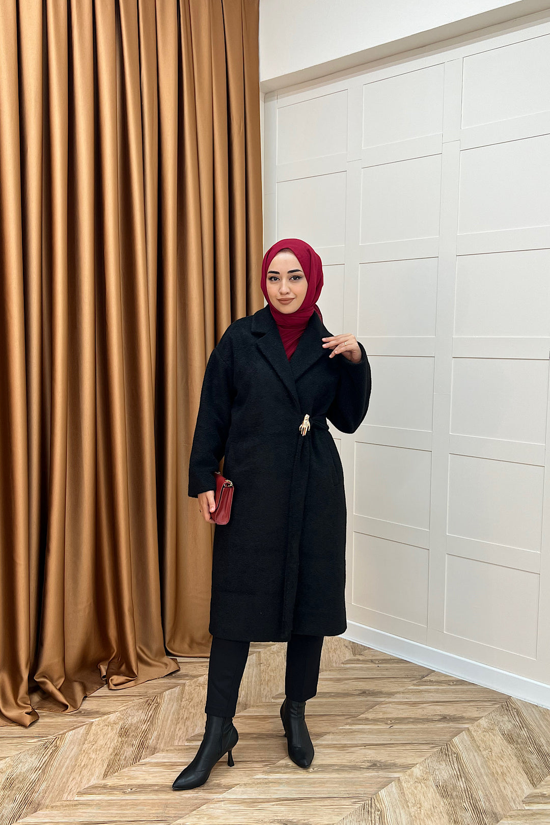 Yaren Premium Kumaş Broş Detay Kaban Siyah 5511-SIYAH