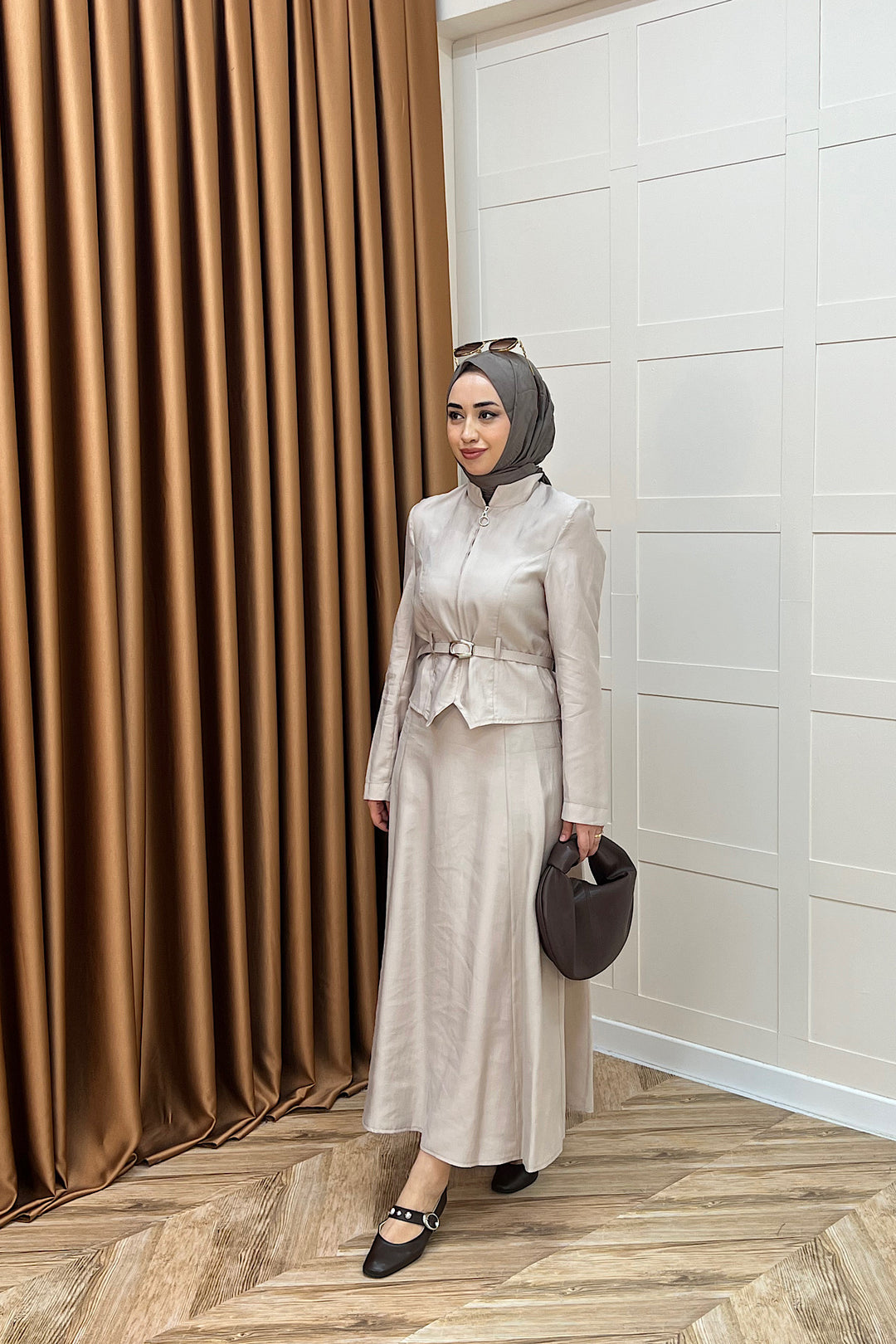 Mira Kemerli Etek Takım Taş 03183-TAS