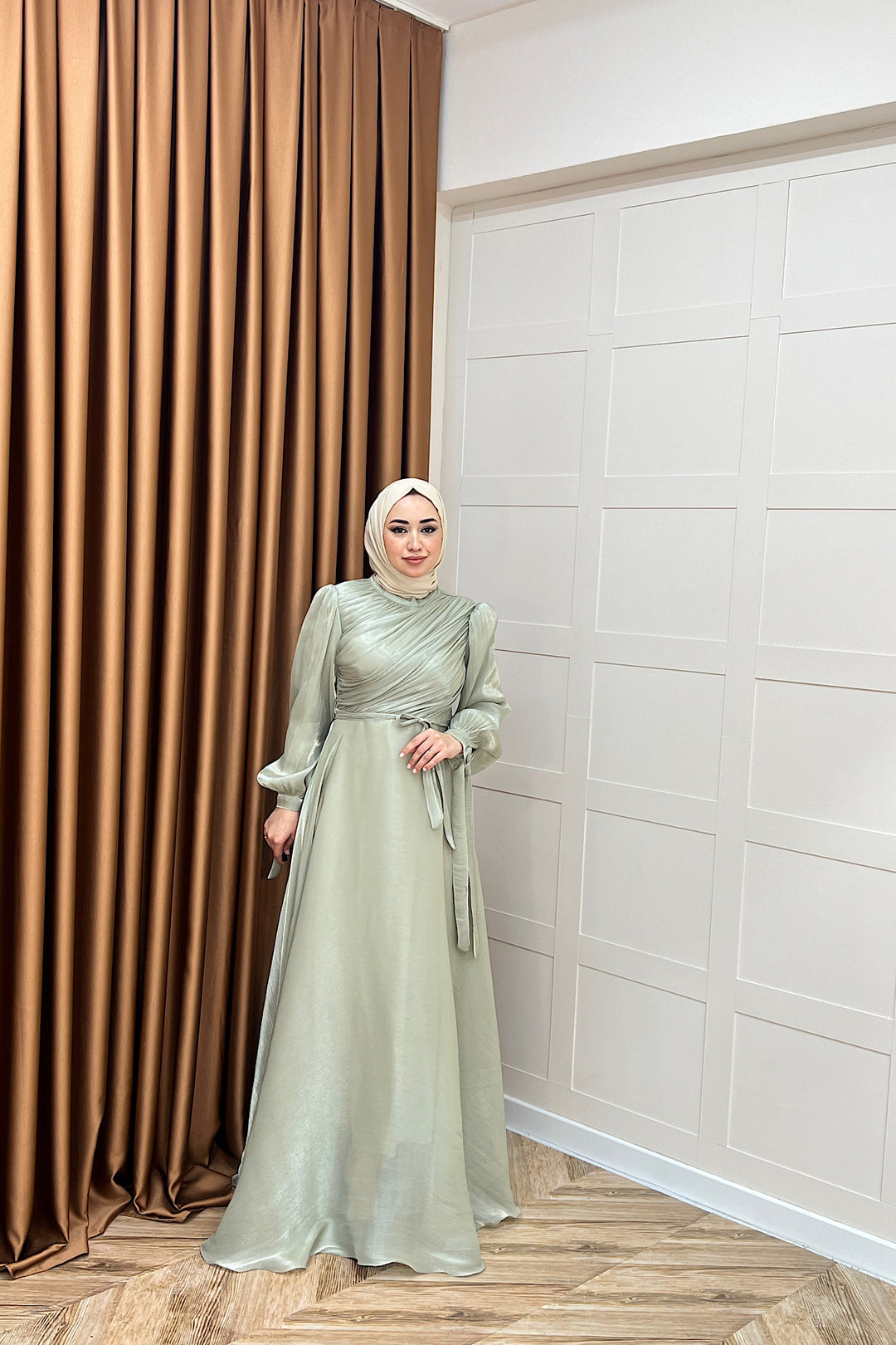 Göğüs Drapeli Abiye Yeşil 3023-YESIL
