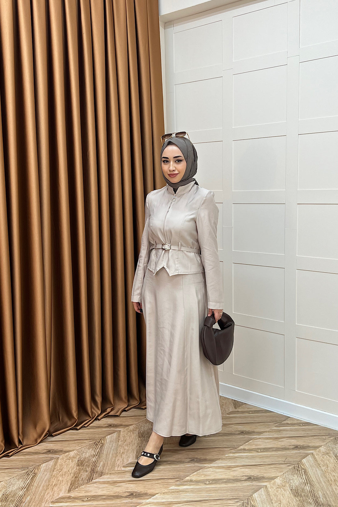 Mira Kemerli Etek Takım Taş 03183-TAS