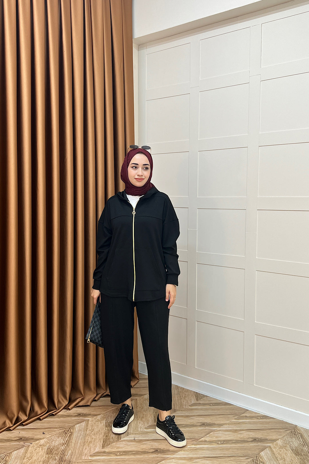 Efsa Kapüşonlu Takım Siyah 70149-SIYAH