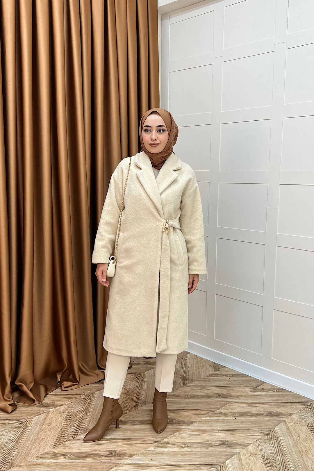 Yaren Premium Kumaş Broş Detay Kaban Taş 5511-TAS