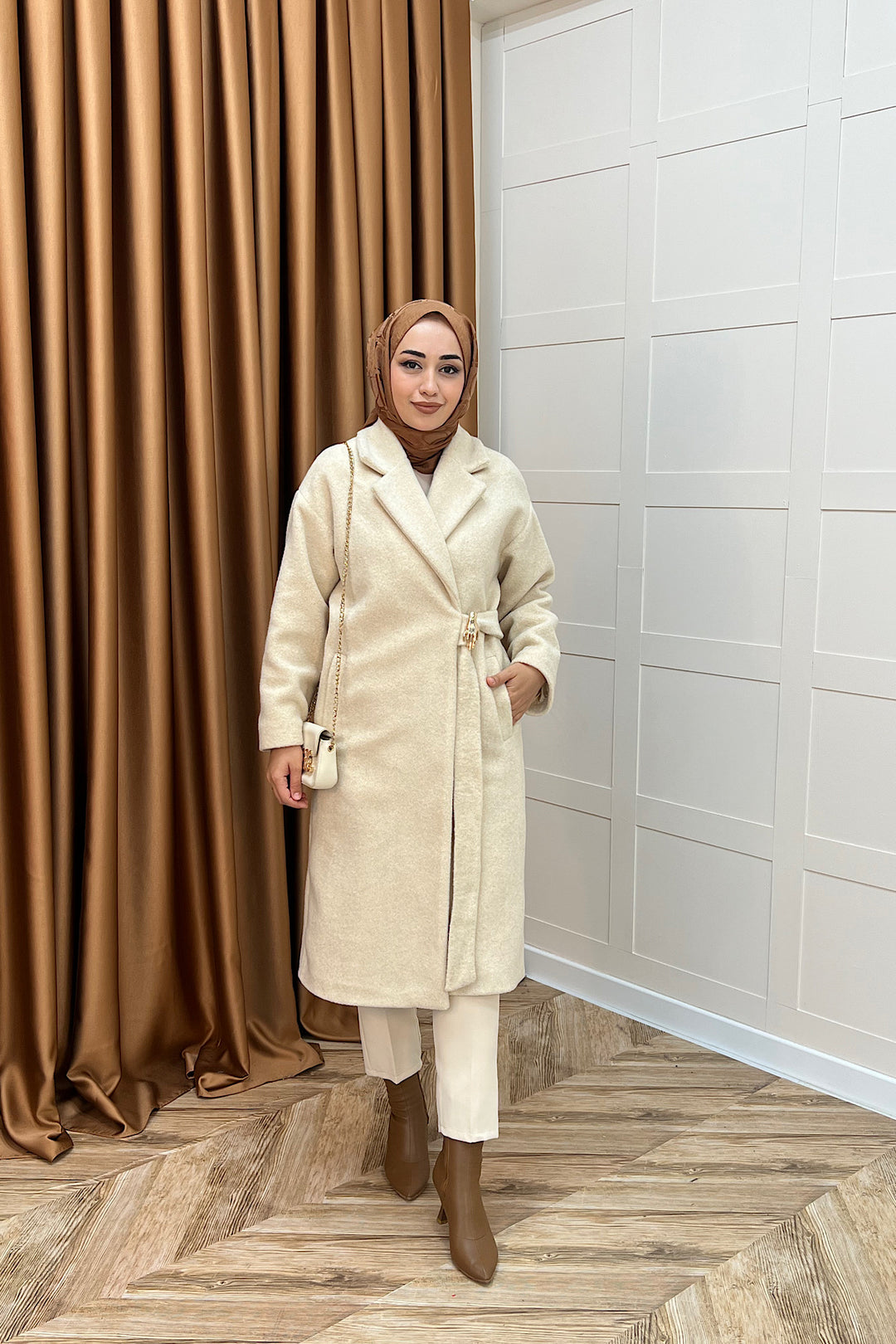 Yaren Premium Kumaş Broş Detay Kaban Taş 5511-TAS