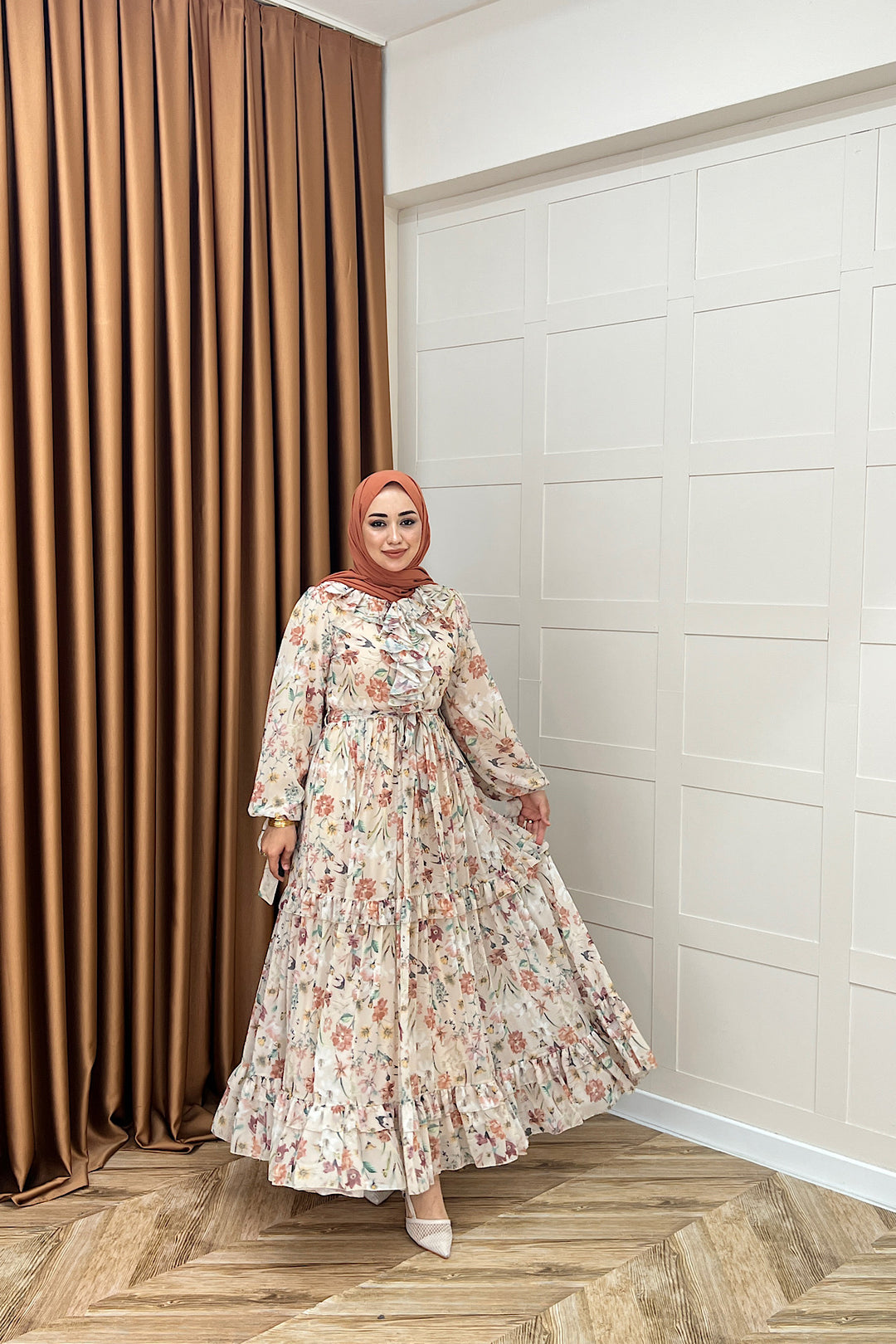 Loreno Yaka Detay Elbise Krem 03054-KREM