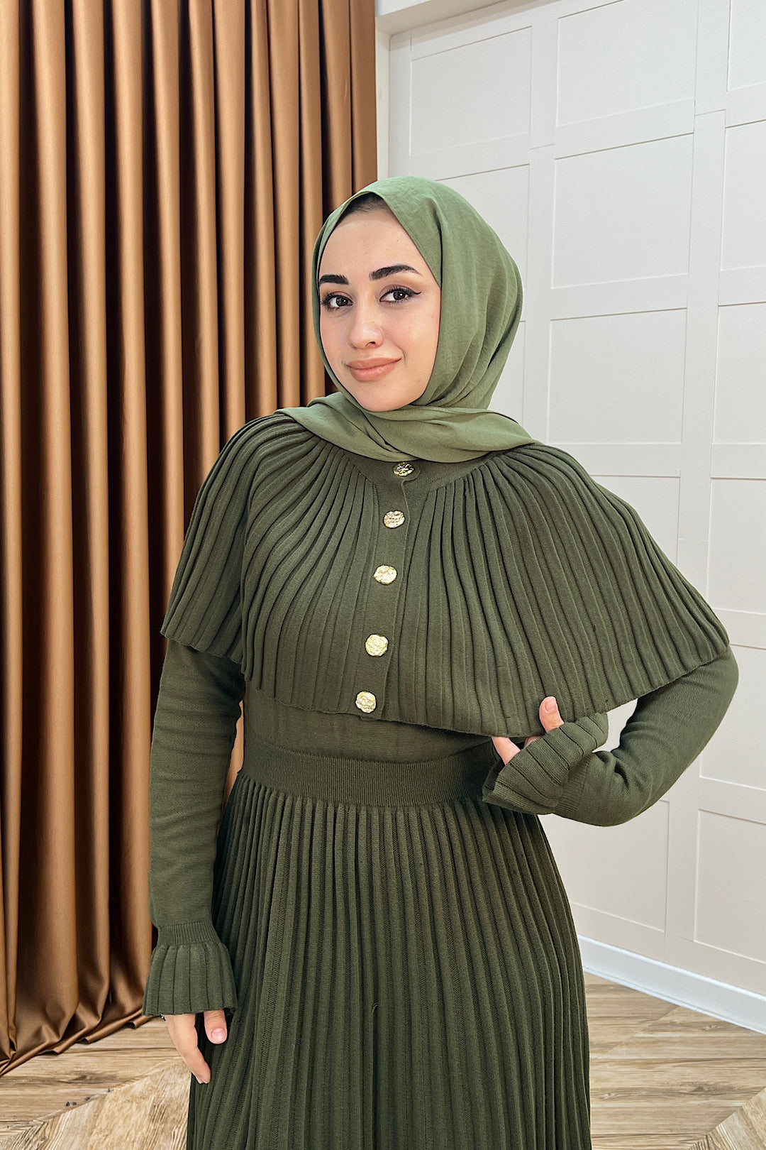 Kelebek Pelerinli Triko Elbise Haki 10200-HAKI