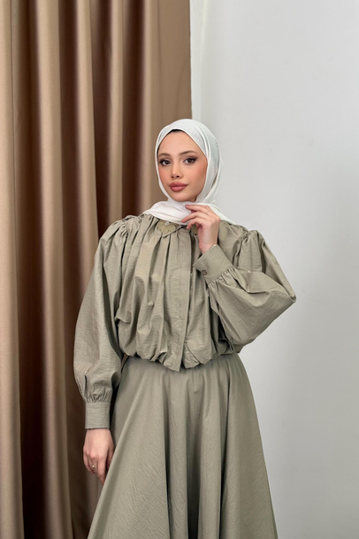 Çiçek Aksesuarlı Poplin Etekli Takım - Haki - 2